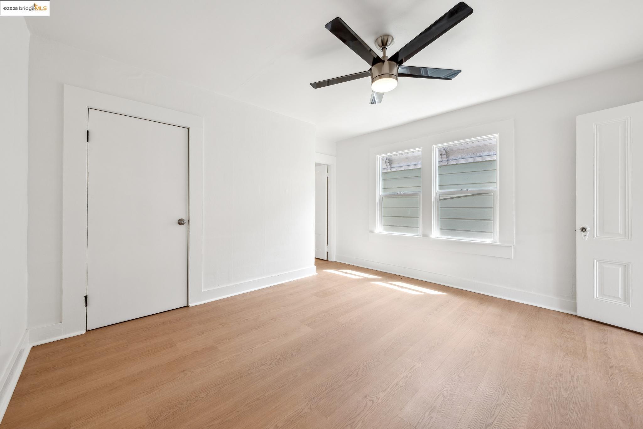 Detail Gallery Image 13 of 35 For 1434 10th St, Oakland,  CA 94607 - – Beds | – Baths