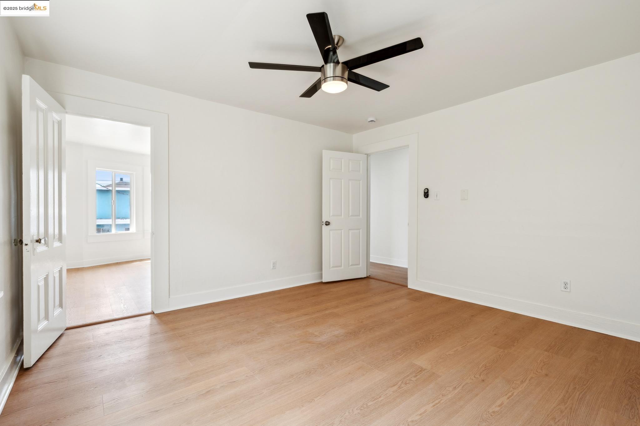Detail Gallery Image 14 of 35 For 1434 10th St, Oakland,  CA 94607 - – Beds | – Baths