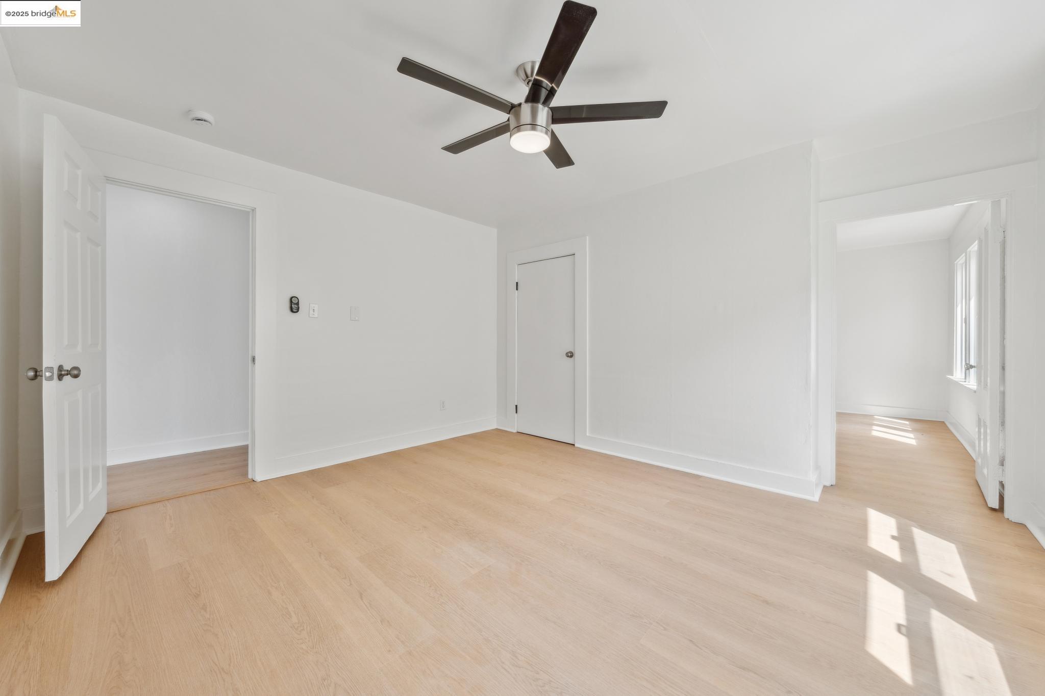 Detail Gallery Image 15 of 35 For 1434 10th St, Oakland,  CA 94607 - – Beds | – Baths