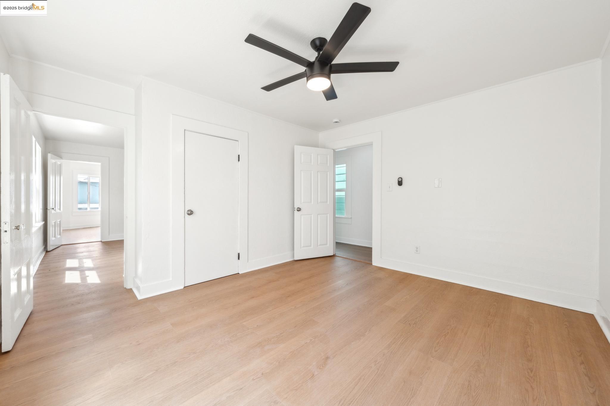 Detail Gallery Image 18 of 35 For 1434 10th St, Oakland,  CA 94607 - – Beds | – Baths