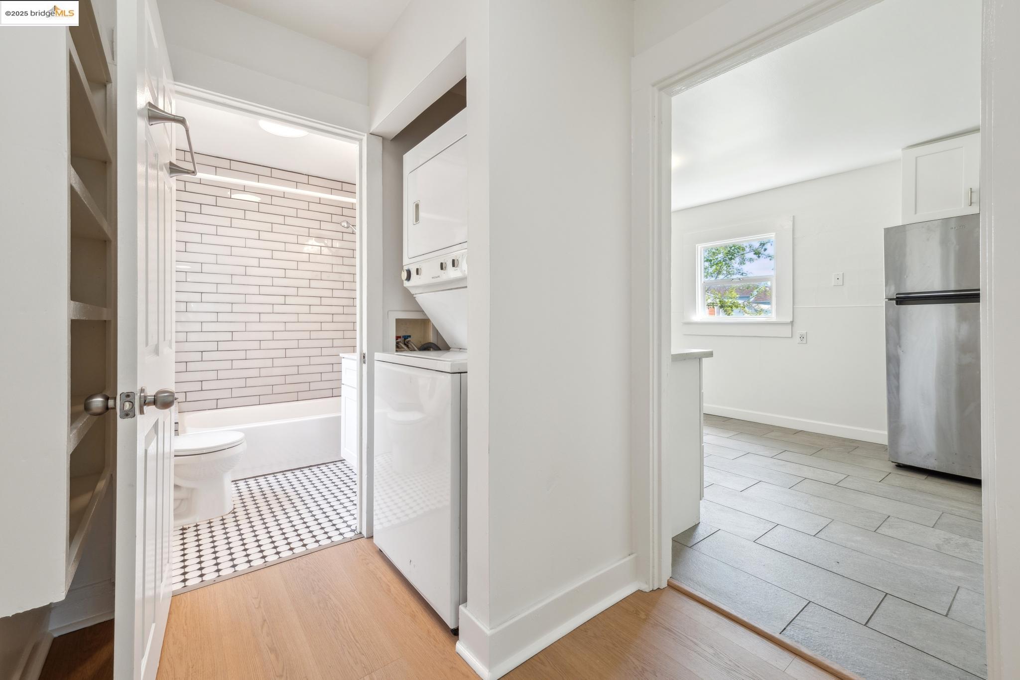 Detail Gallery Image 19 of 35 For 1434 10th St, Oakland,  CA 94607 - – Beds | – Baths