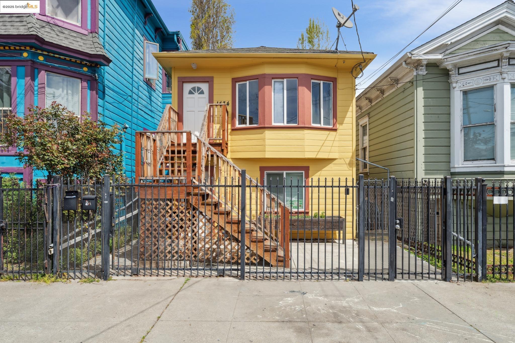Detail Gallery Image 2 of 35 For 1434 10th St, Oakland,  CA 94607 - – Beds | – Baths