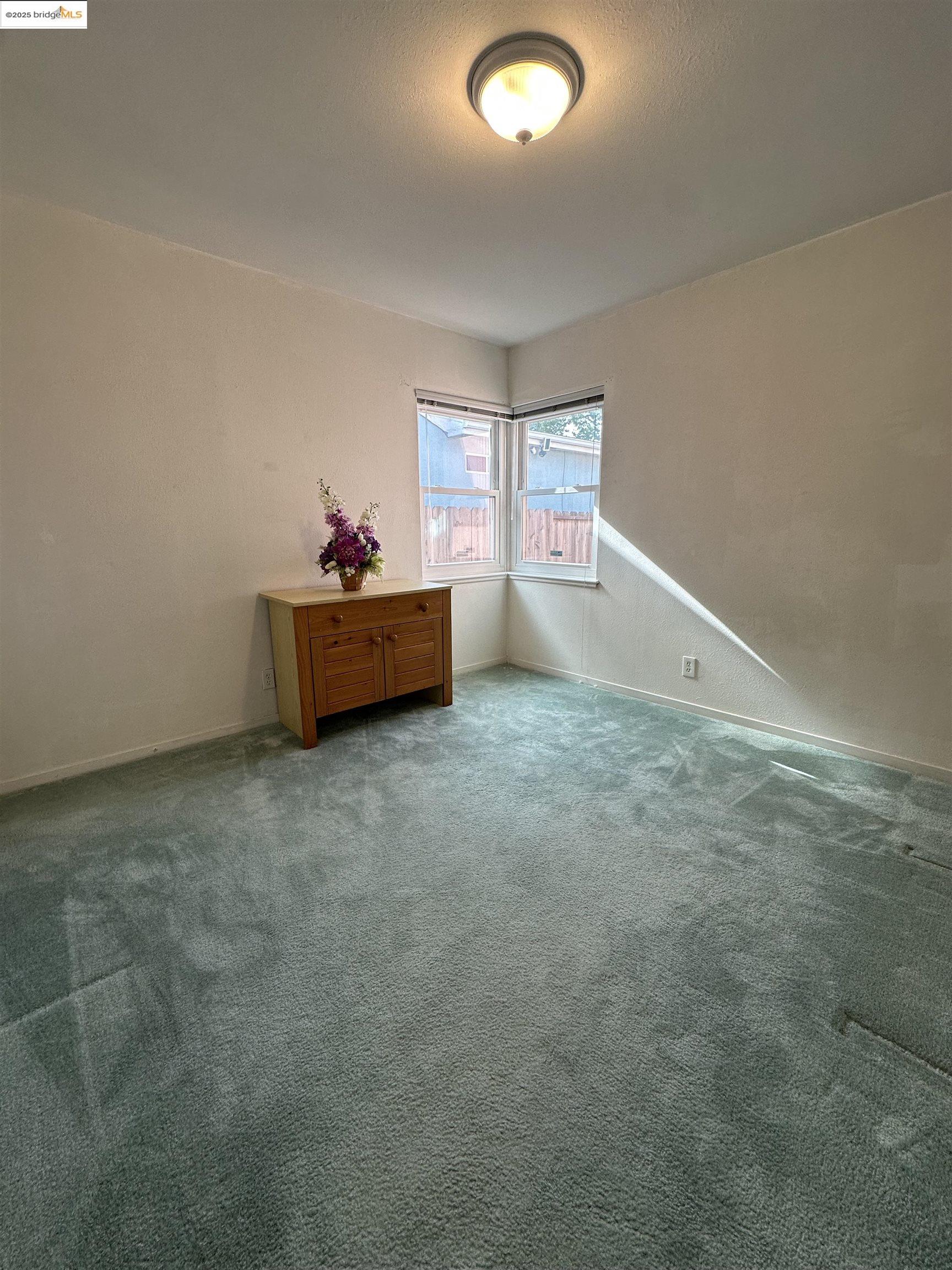 Detail Gallery Image 15 of 55 For 2617 Lowell Ave, Richmond,  CA 94804 - 3 Beds | 2 Baths