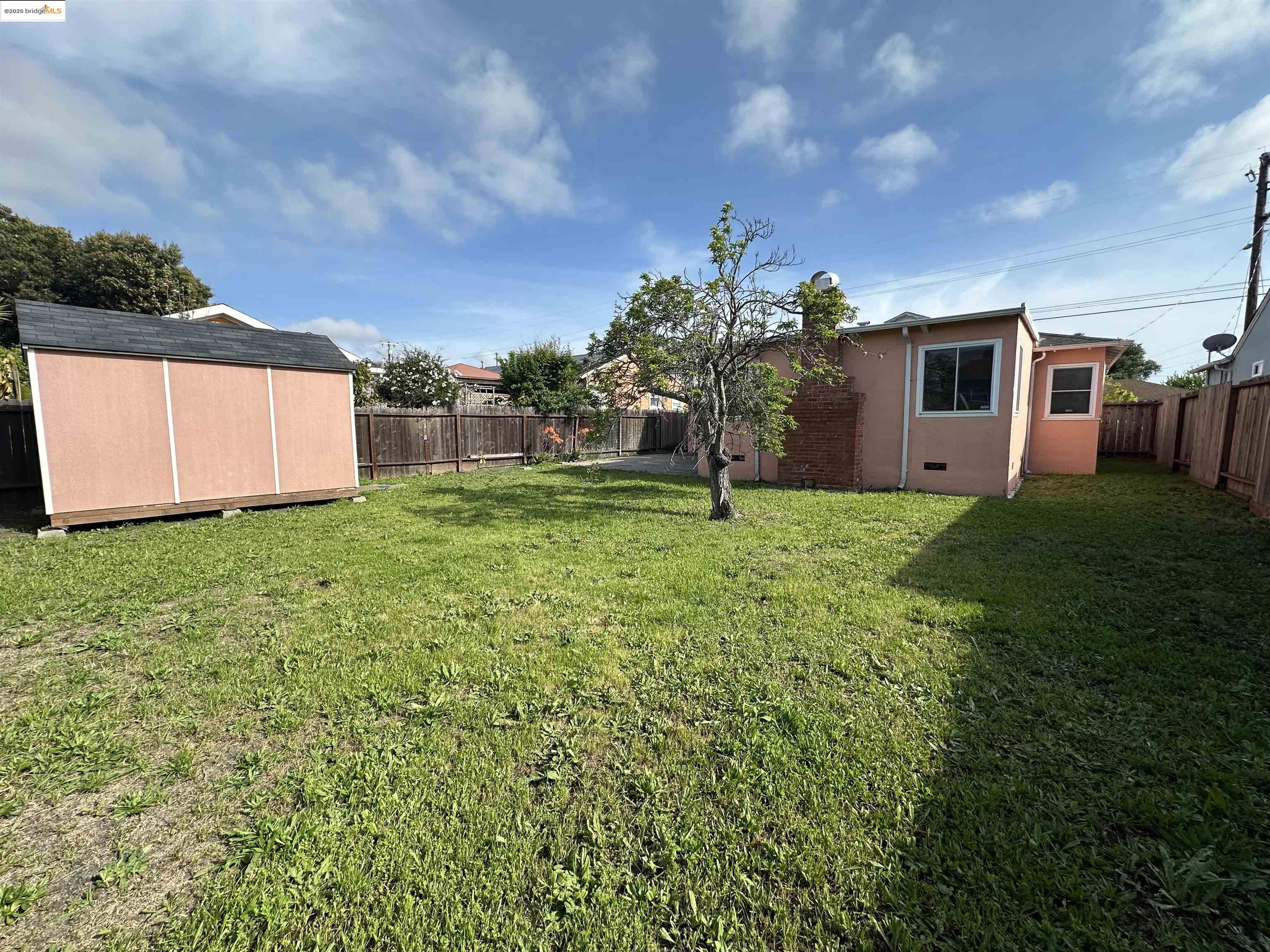 Detail Gallery Image 46 of 55 For 2617 Lowell Ave, Richmond,  CA 94804 - 3 Beds | 2 Baths