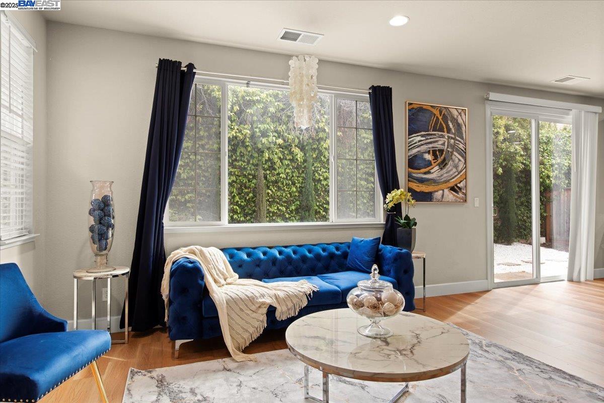 Detail Gallery Image 17 of 42 For 236 Gerald Cir, Milpitas,  CA 95035 - 3 Beds | 2/1 Baths