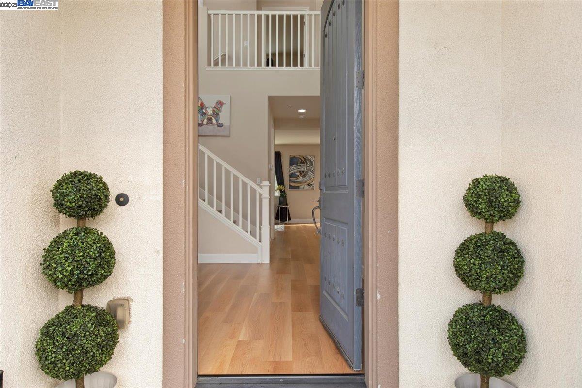 Detail Gallery Image 3 of 42 For 236 Gerald Cir, Milpitas,  CA 95035 - 3 Beds | 2/1 Baths
