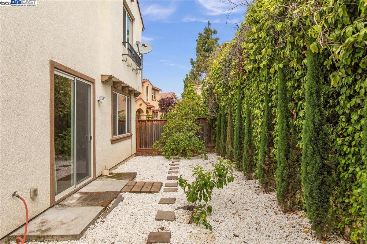 Detail Gallery Image 34 of 42 For 236 Gerald Cir, Milpitas,  CA 95035 - 3 Beds | 2/1 Baths