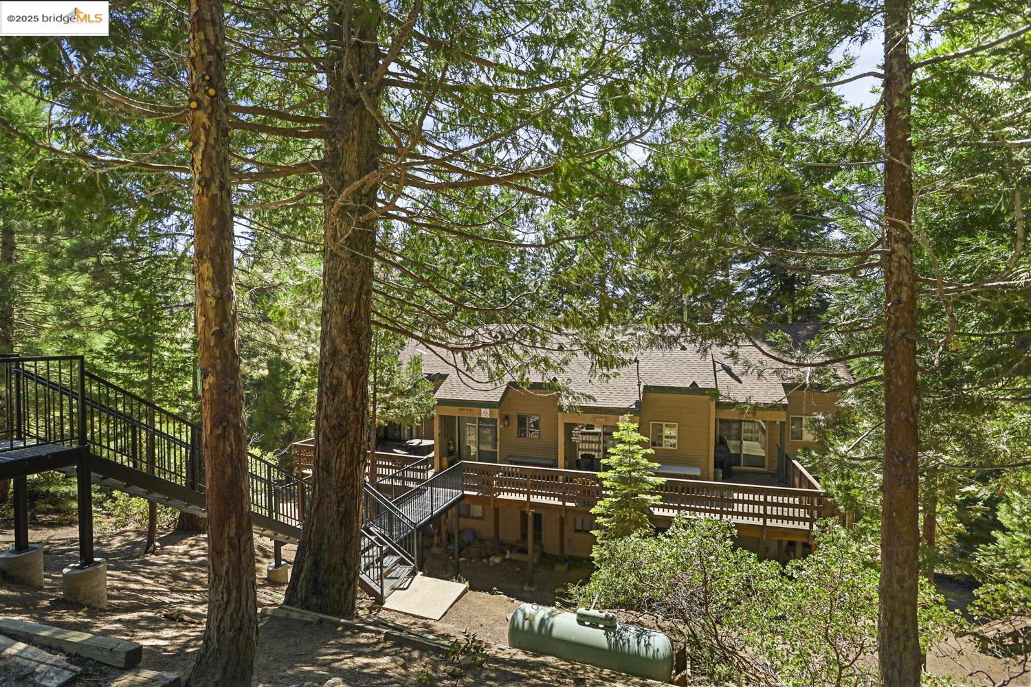 Detail Gallery Image 2 of 49 For 33840 Upper Leland Rd a,  Pinecrest,  CA 95375 - 3 Beds | 2 Baths