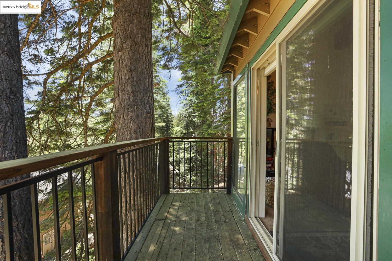 Detail Gallery Image 17 of 48 For 33840 Upper Leland Rd a,  Pinecrest,  CA 95375 - 3 Beds | 2 Baths