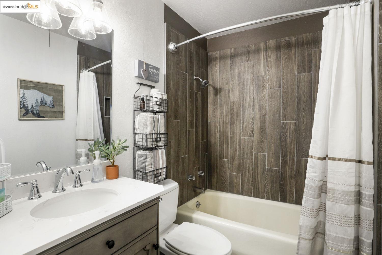 Detail Gallery Image 23 of 49 For 33840 Upper Leland Rd a,  Pinecrest,  CA 95375 - 3 Beds | 2 Baths