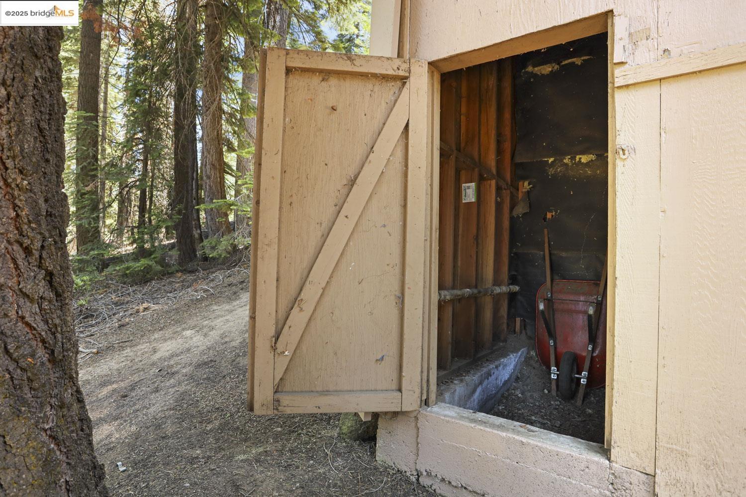 Detail Gallery Image 36 of 49 For 33840 Upper Leland Rd a,  Pinecrest,  CA 95375 - 3 Beds | 2 Baths