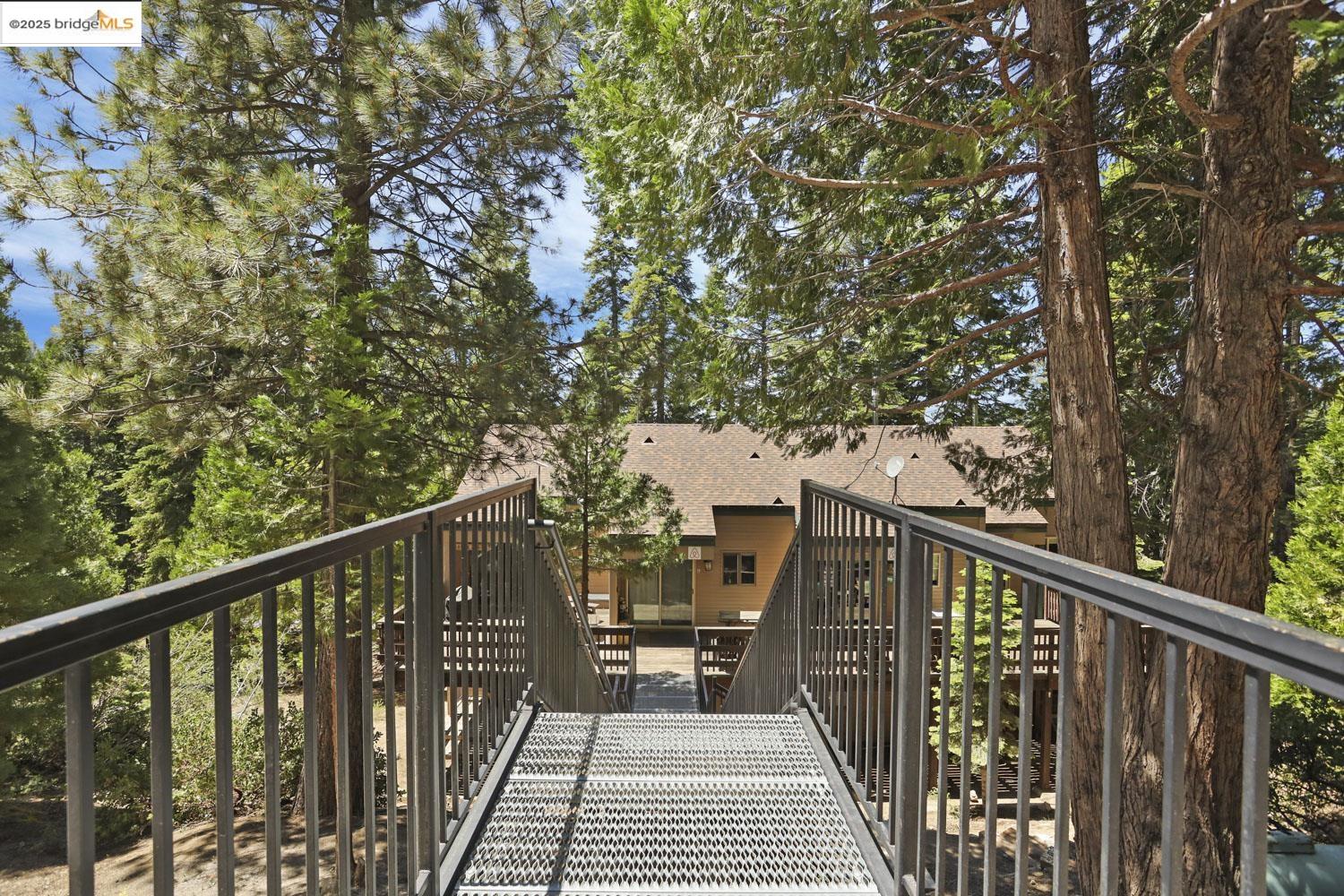 Detail Gallery Image 39 of 49 For 33840 Upper Leland Rd a,  Pinecrest,  CA 95375 - 3 Beds | 2 Baths