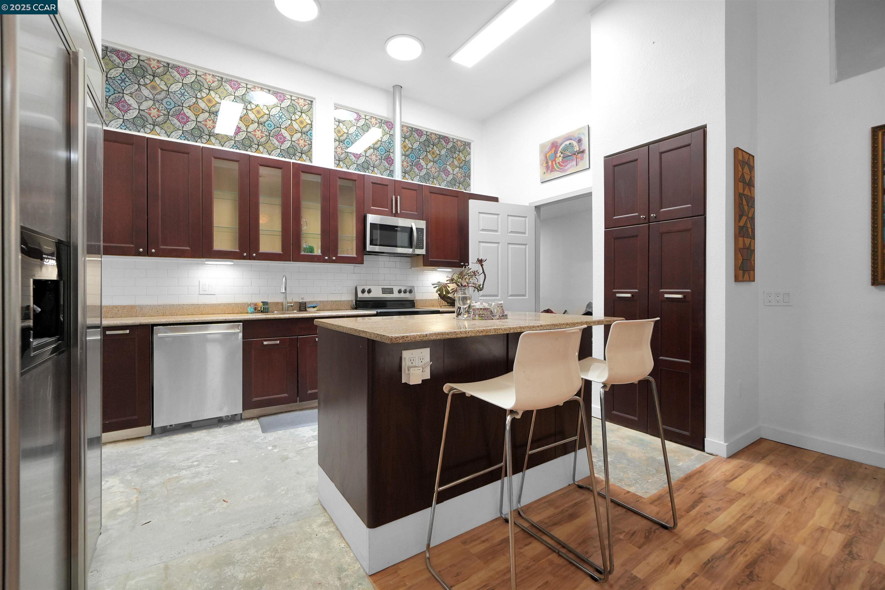 Detail Gallery Image 20 of 38 For 1092 Calcot Place, Oakland,  CA 94606 - – Beds | – Baths
