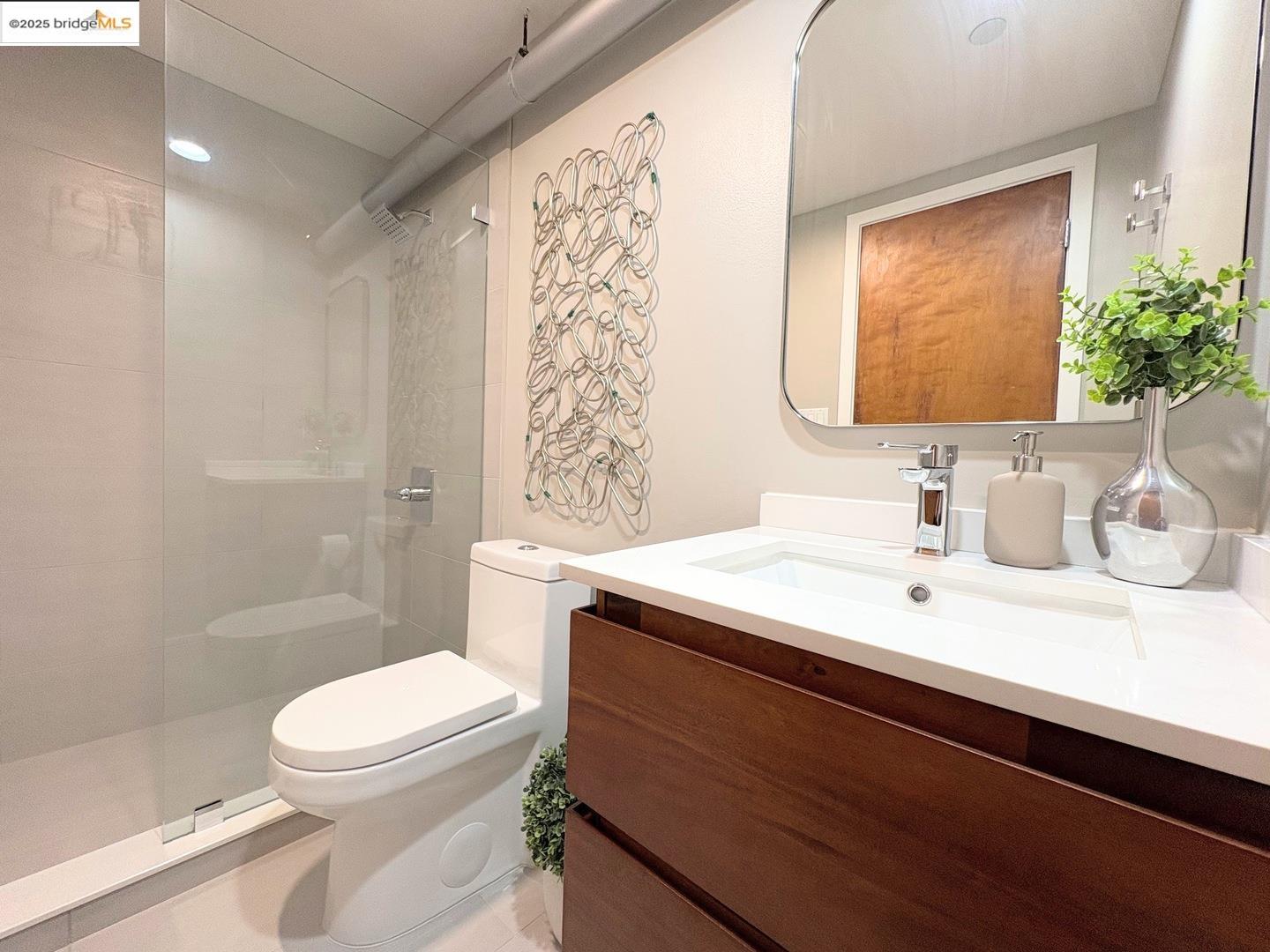 Detail Gallery Image 25 of 40 For 701 Pennsylvania Ave #109,  San Francisco,  CA 94107 - 2 Beds | 2 Baths