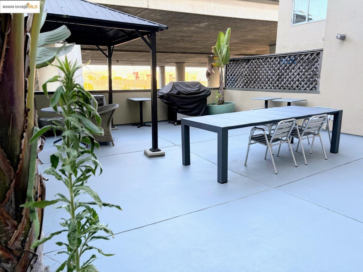 Detail Gallery Image 38 of 40 For 701 Pennsylvania Ave #109,  San Francisco,  CA 94107 - 2 Beds | 2 Baths