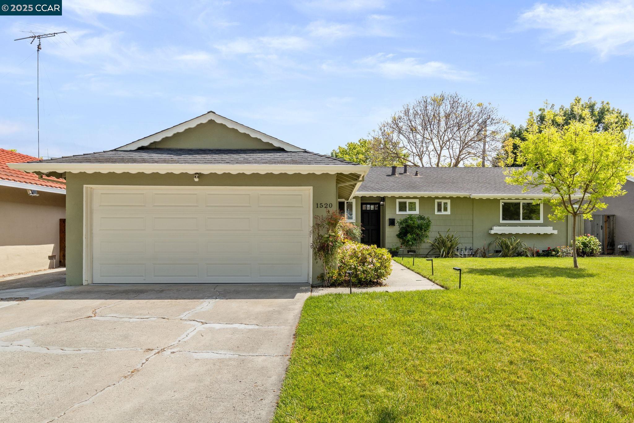 Detail Gallery Image 1 of 1 For 1520 Willowgate Dr, San Jose,  CA 95118 - 4 Beds | 2 Baths