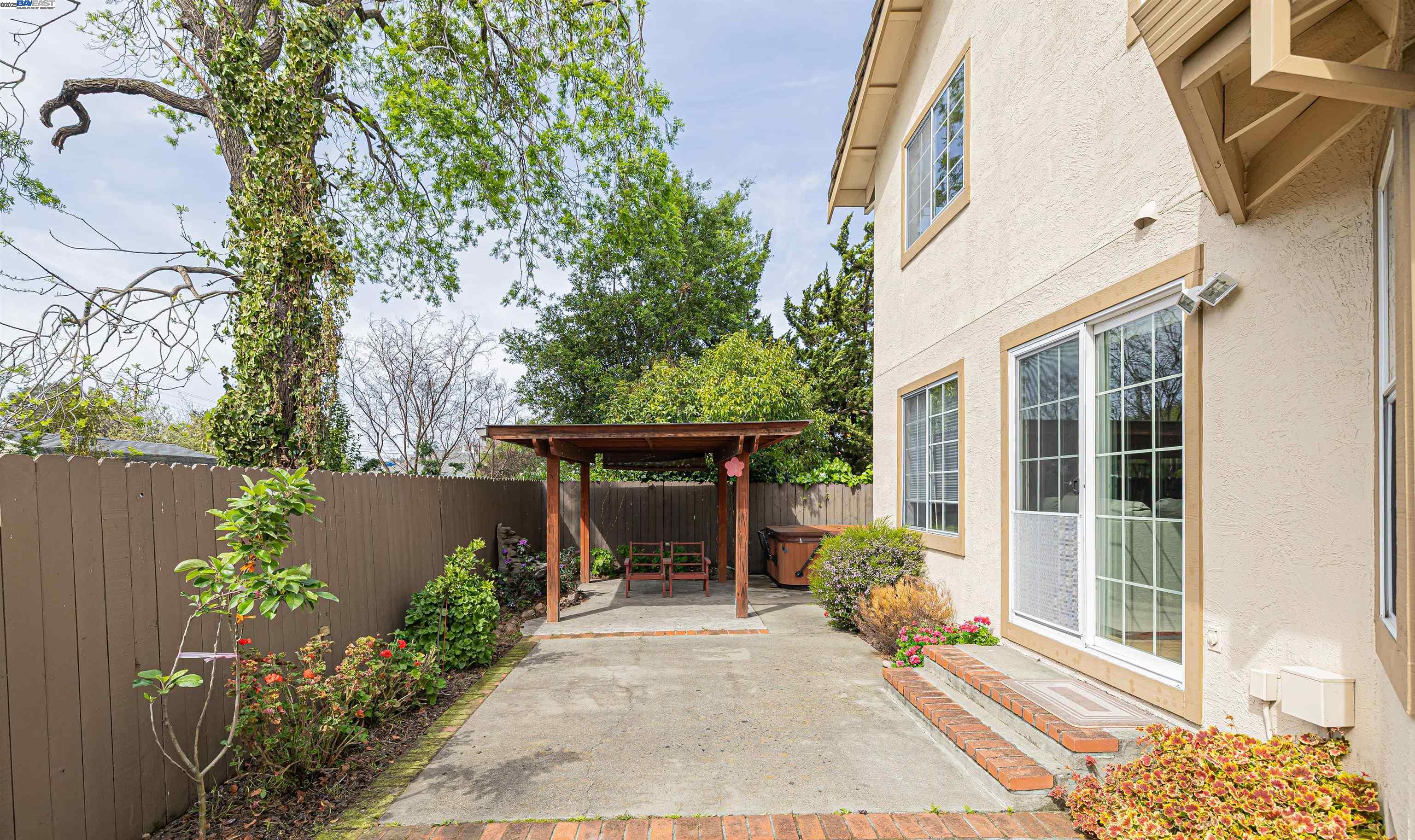 Detail Gallery Image 29 of 30 For 3629 Corte Rubiolo, Castro Valley,  CA 94546 - 4 Beds | 3 Baths