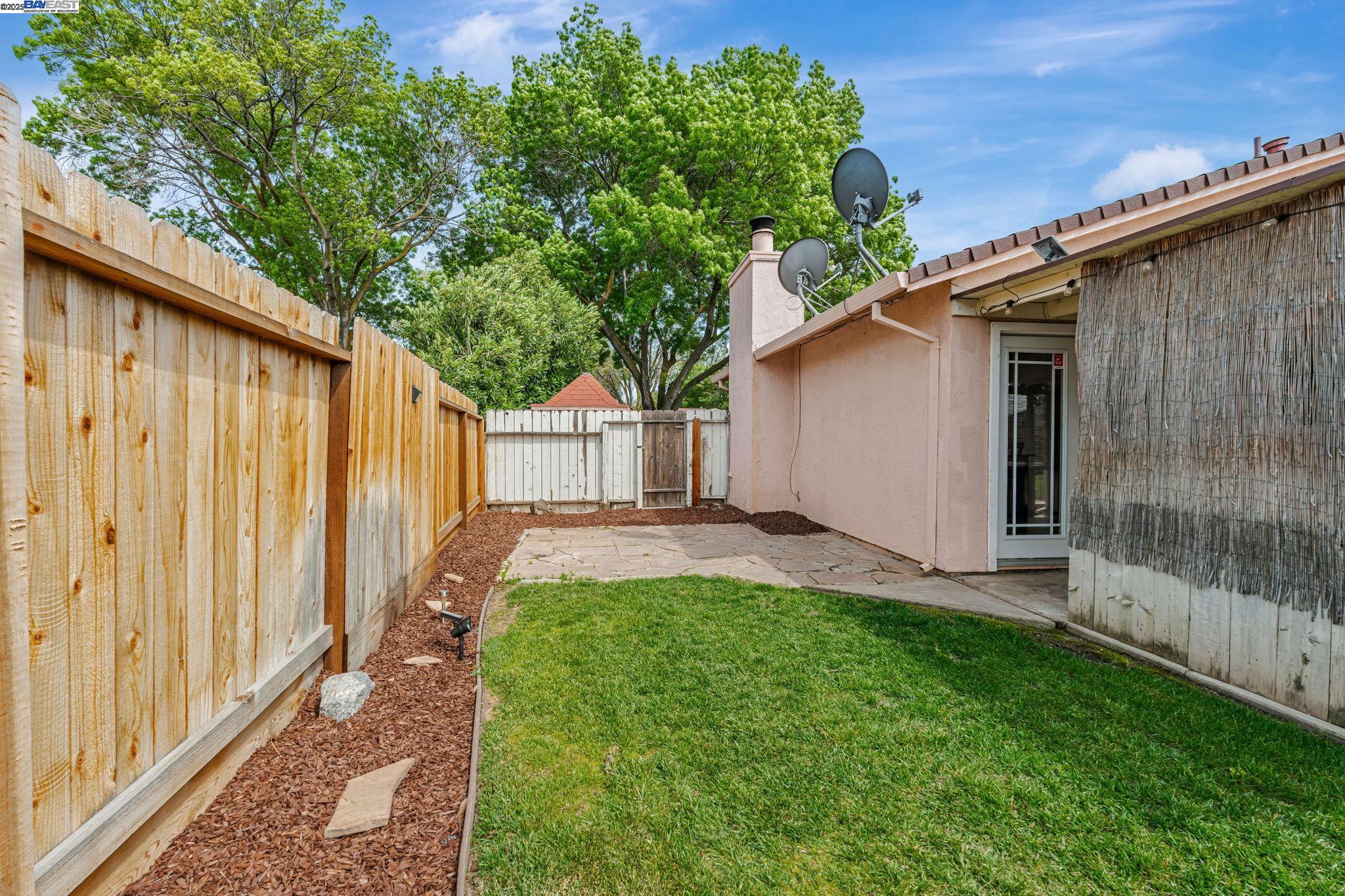 Detail Gallery Image 28 of 34 For 755 Joranollo Dr, Tracy,  CA 95376 - 2 Beds | 2 Baths