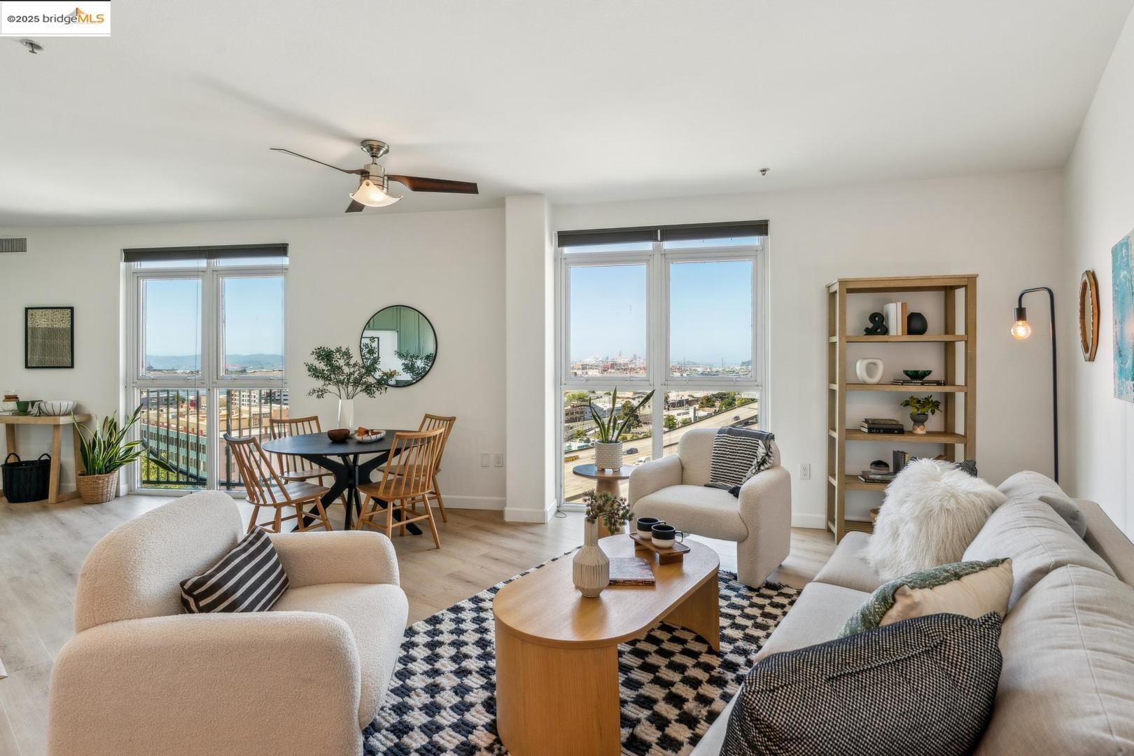 Detail Gallery Image 1 of 29 For 423 7th St #909,  Oakland,  CA 94607 - 1 Beds | 1 Baths