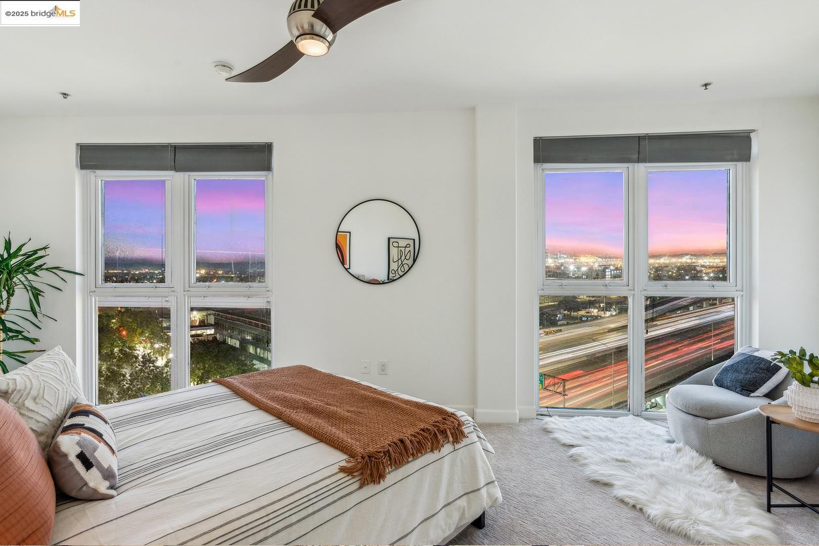 More Details about MLS # 41093458 : 423 7TH ST # 909