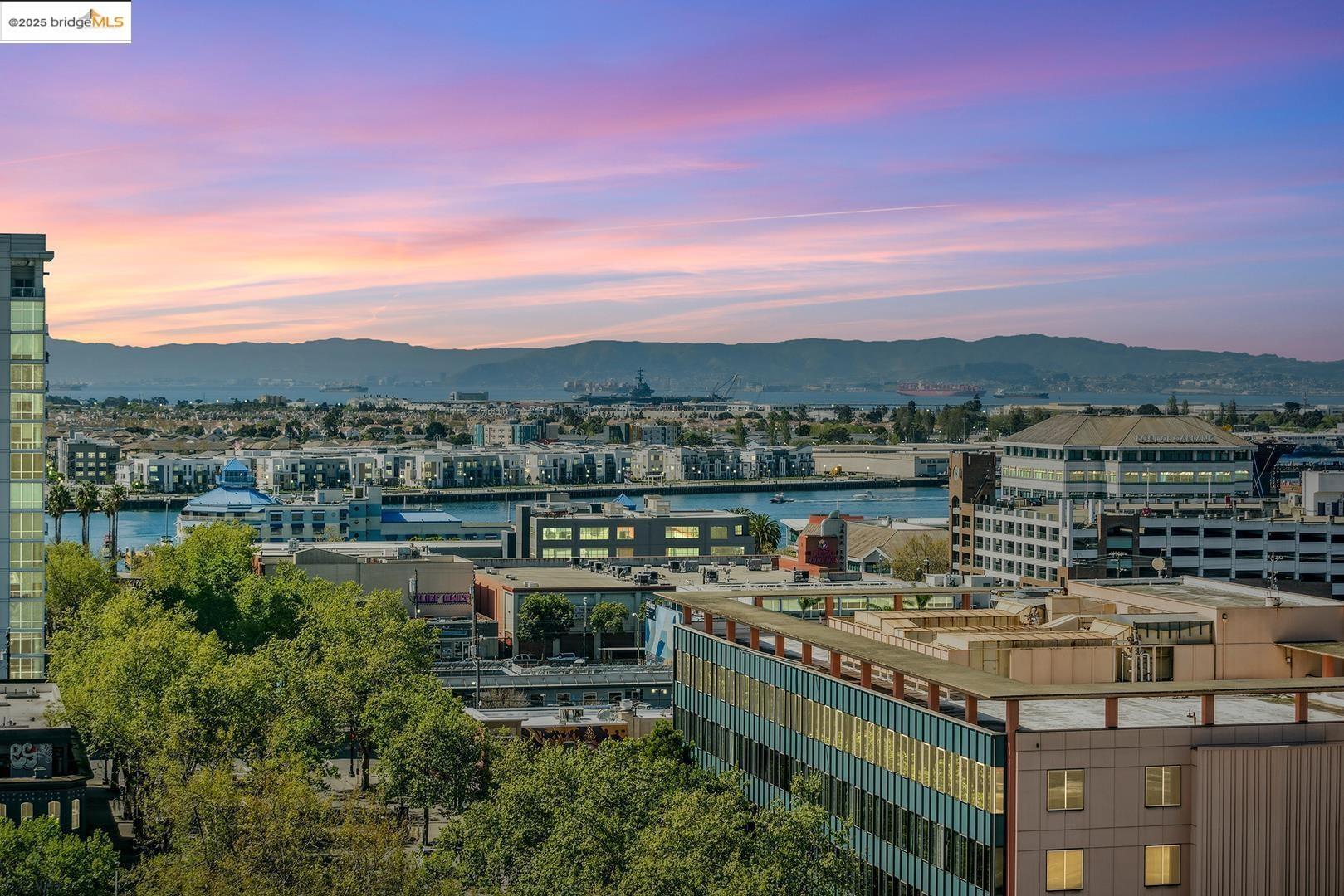 423 7th ST # 909, Oakland, California 94607, 1 Bedroom Bedrooms, 4 Rooms Rooms,1 BathroomBathrooms,Residential,For Sale,423 7th ST # 909,41093458