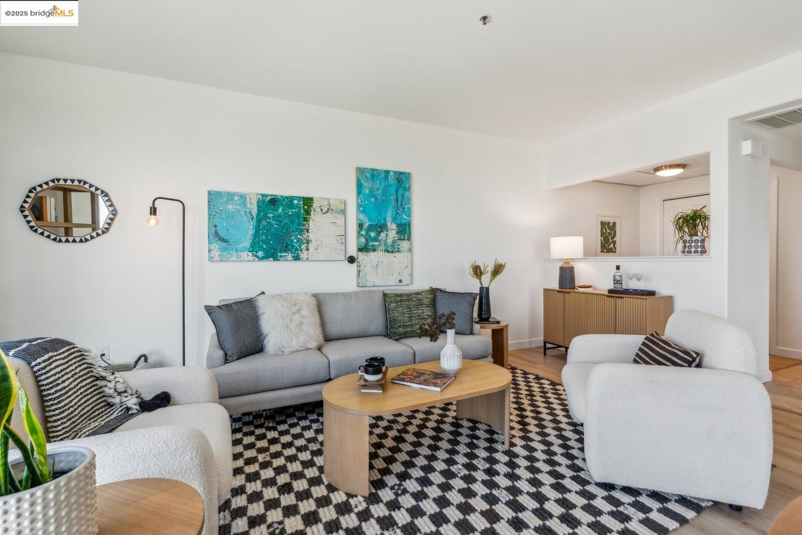 Detail Gallery Image 5 of 29 For 423 7th St #909,  Oakland,  CA 94607 - 1 Beds | 1 Baths