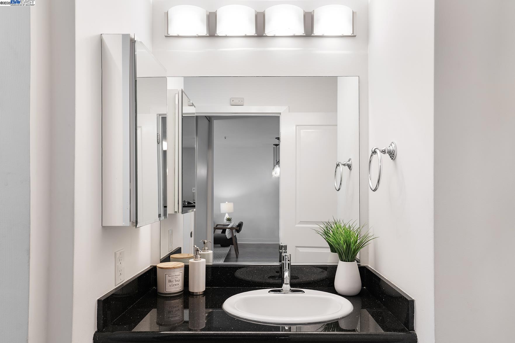 Detail Gallery Image 15 of 40 For 6400 Christie Ave #4319,  Emeryville,  CA 94608 - 1 Beds | 1 Baths