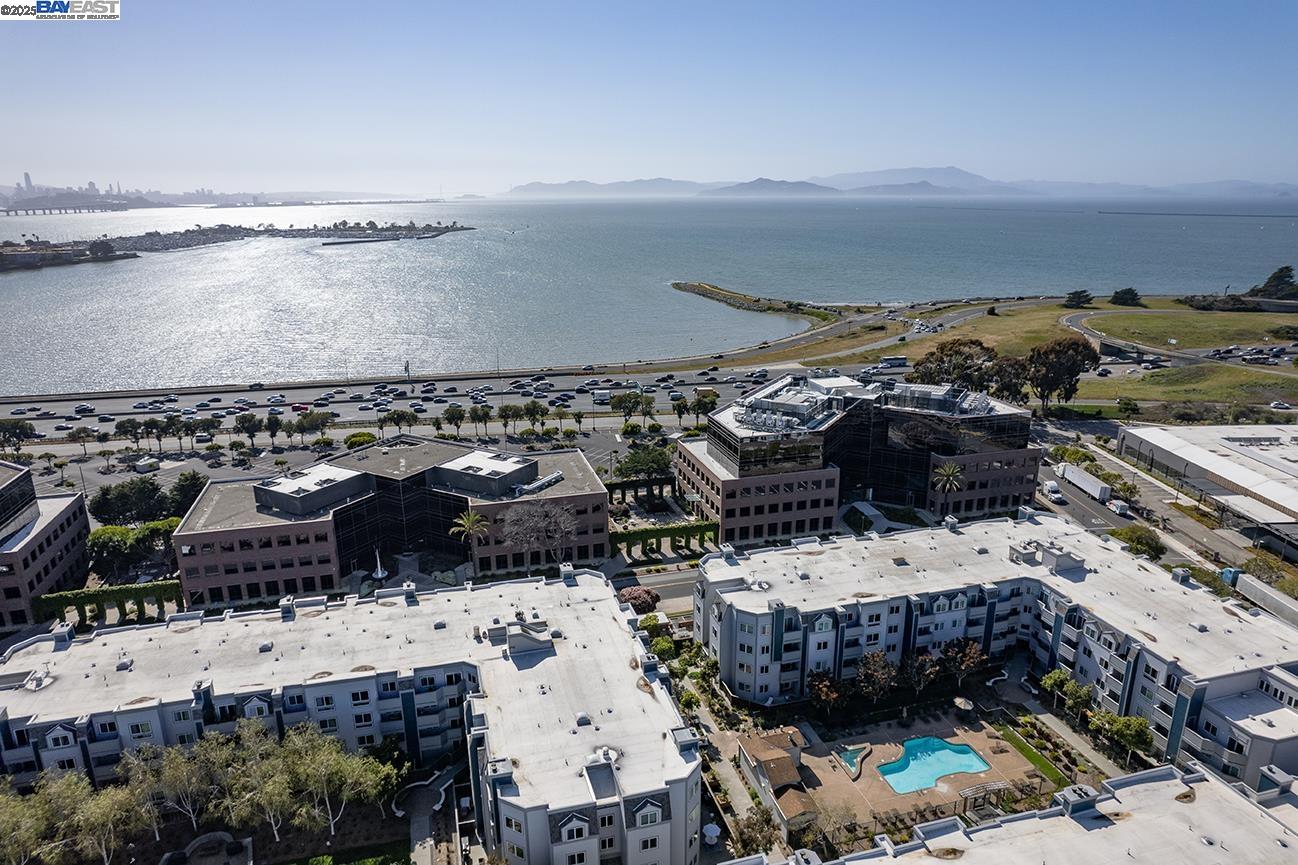 Detail Gallery Image 38 of 40 For 6400 Christie Ave #4319,  Emeryville,  CA 94608 - 1 Beds | 1 Baths