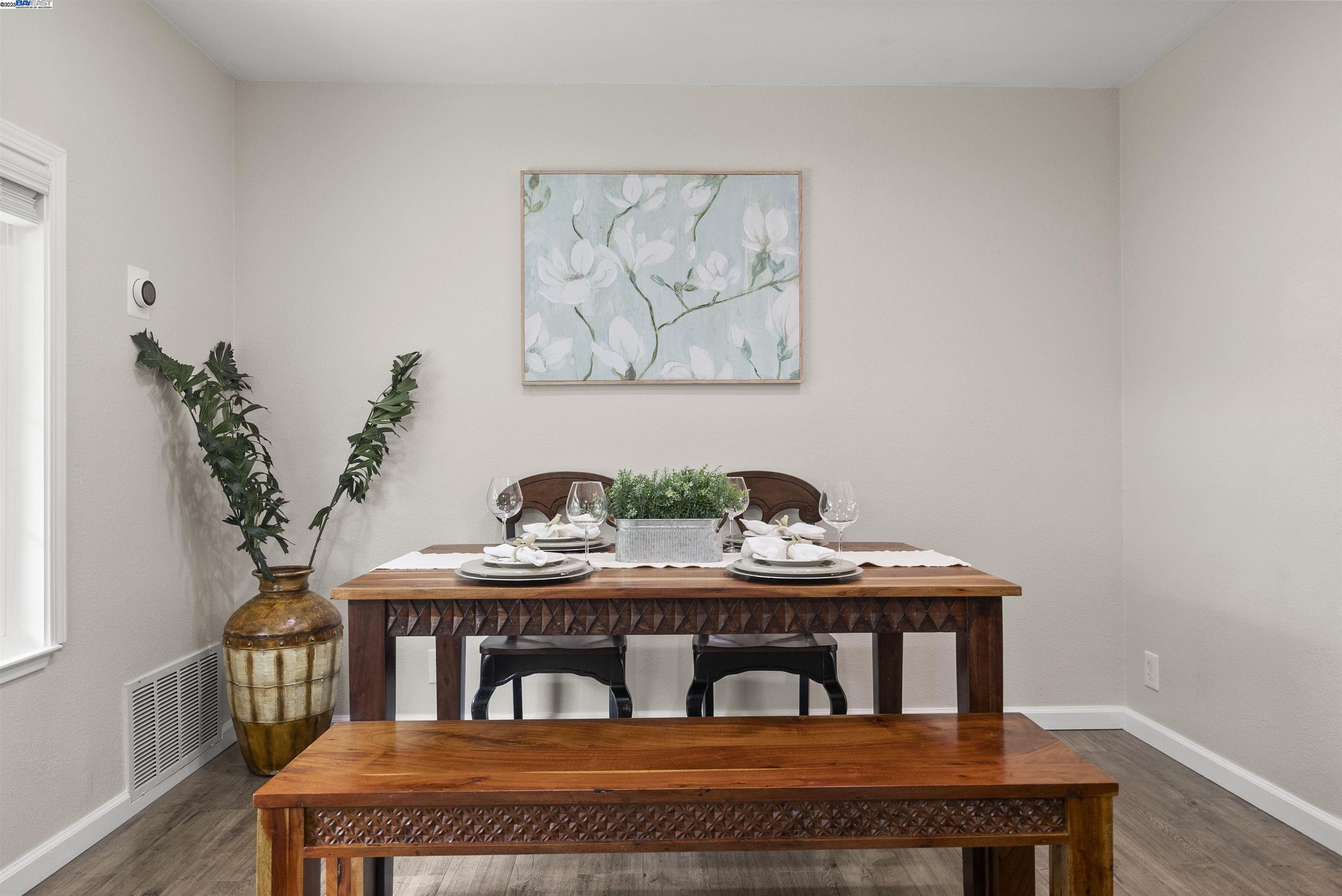 Detail Gallery Image 15 of 37 For 4187 Tanager Cmn, Fremont,  CA 94555 - 3 Beds | 1/1 Baths