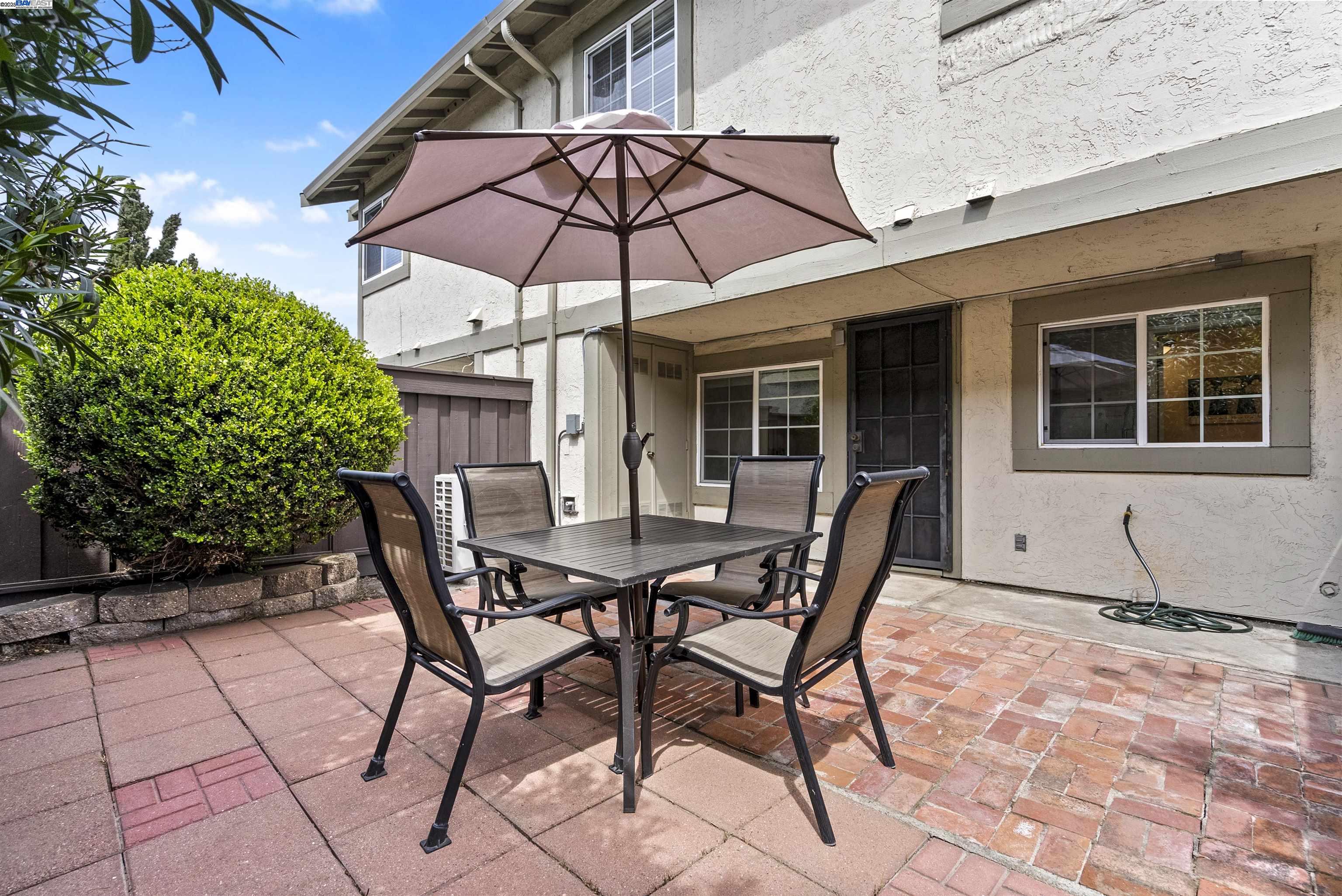 Detail Gallery Image 29 of 37 For 4187 Tanager Cmn, Fremont,  CA 94555 - 3 Beds | 1/1 Baths