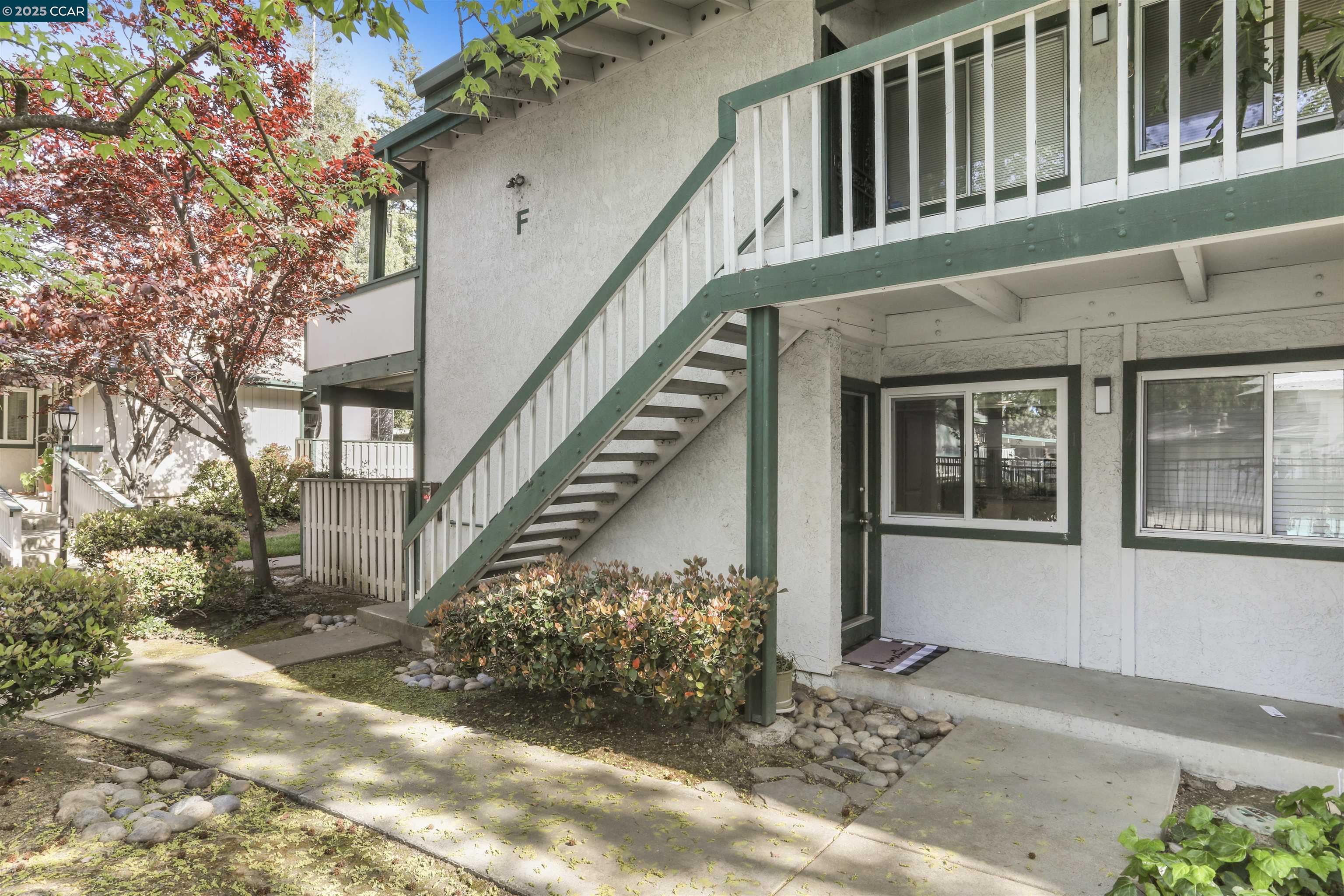 More Details about MLS # 41093478 : 5425 CONCORD BLVD # F1