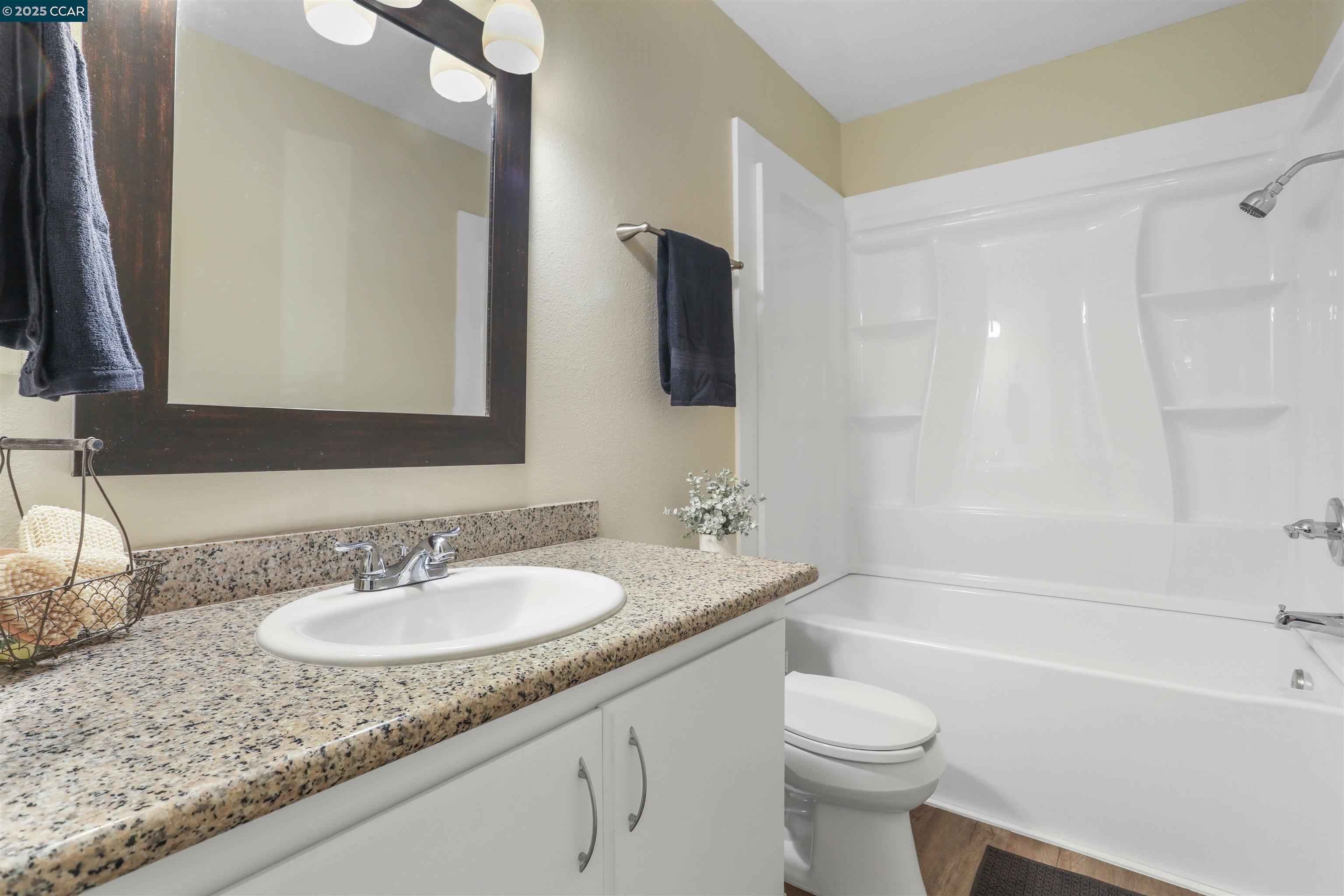 Photo #13: 41093478 Listing: Photo #13