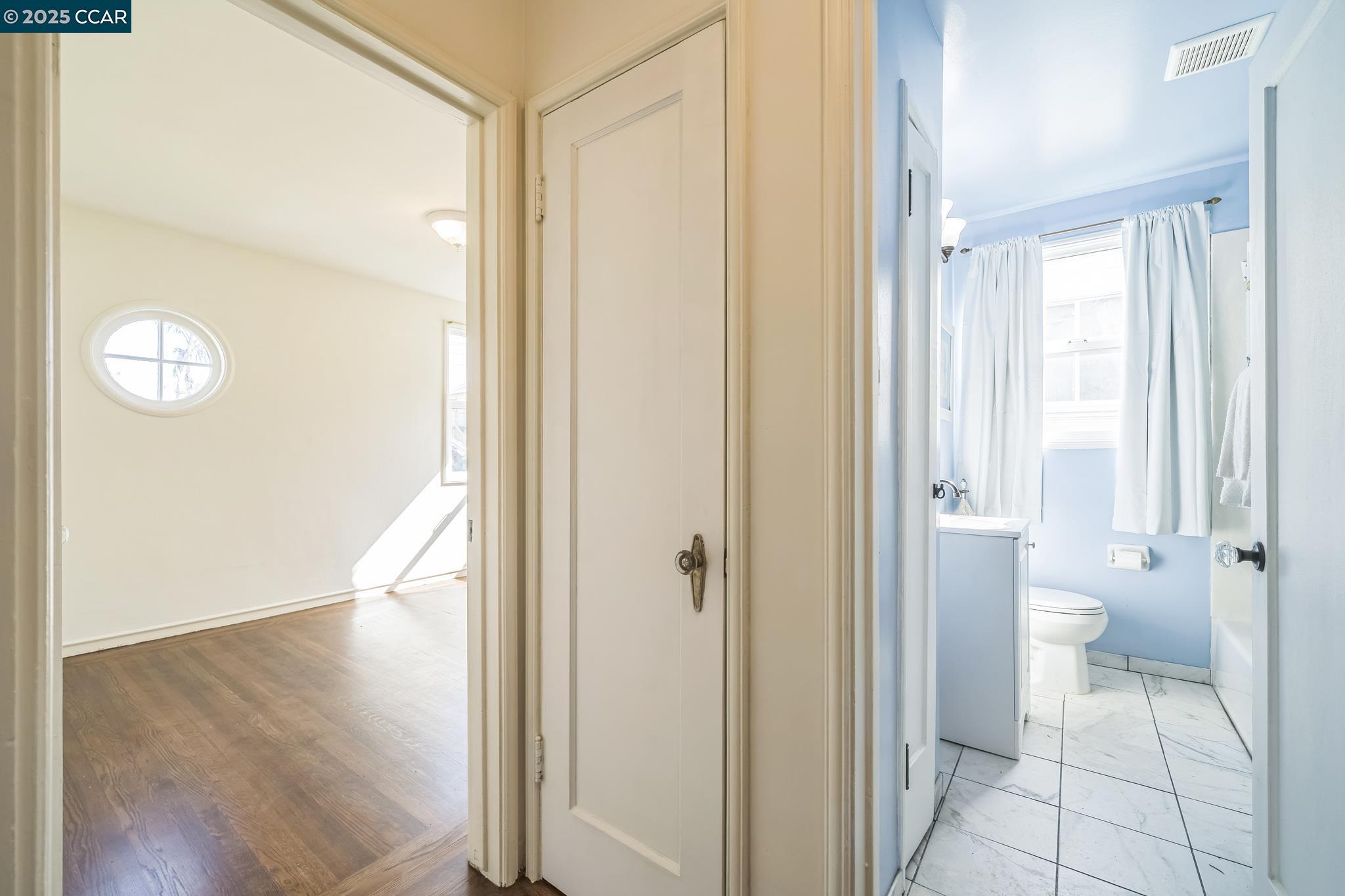 Detail Gallery Image 15 of 22 For 2726 Lowell Ave, Richmond,  CA 94804 - 3 Beds | 1 Baths