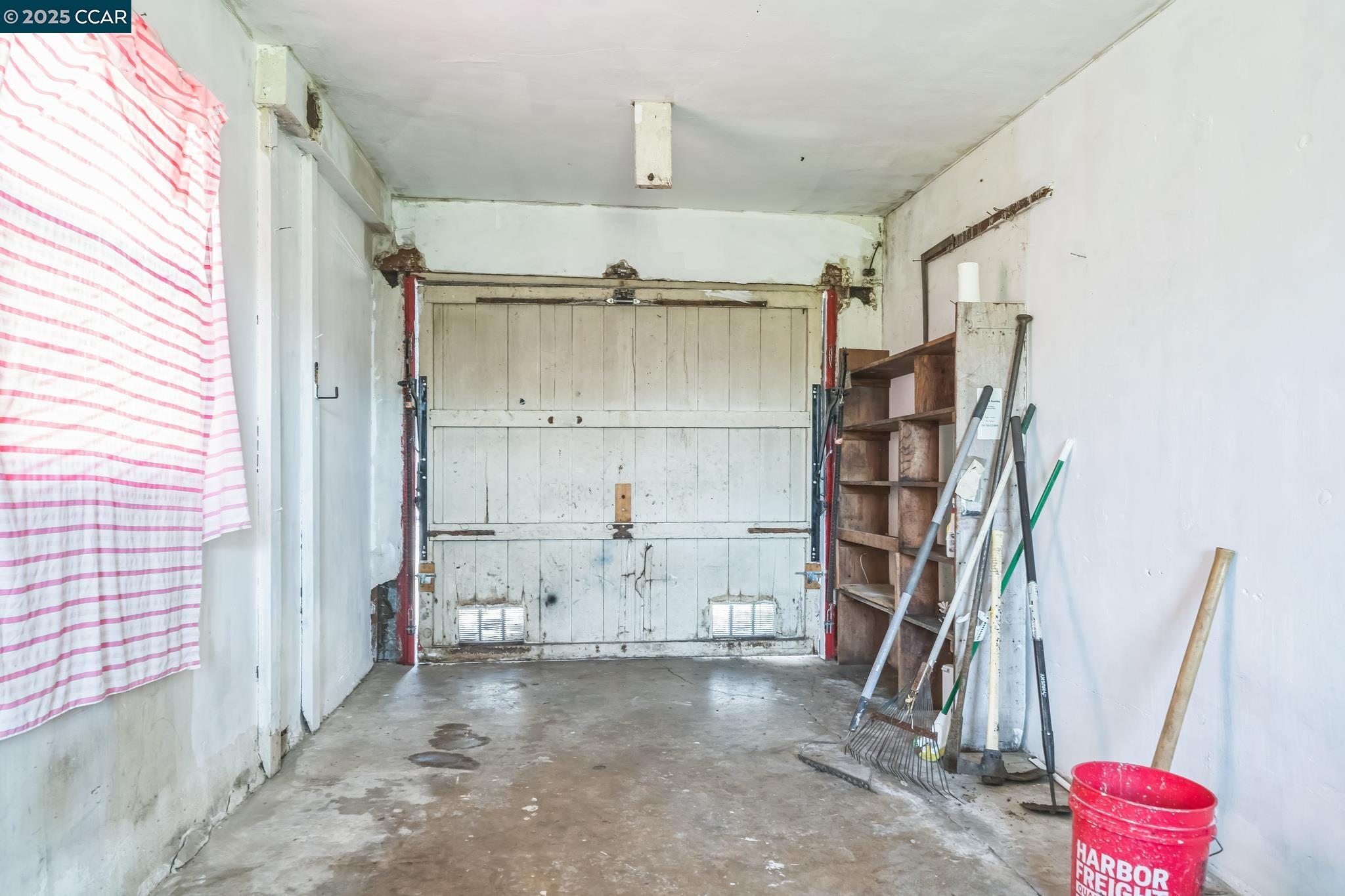 Detail Gallery Image 18 of 22 For 2726 Lowell Ave, Richmond,  CA 94804 - 3 Beds | 1 Baths