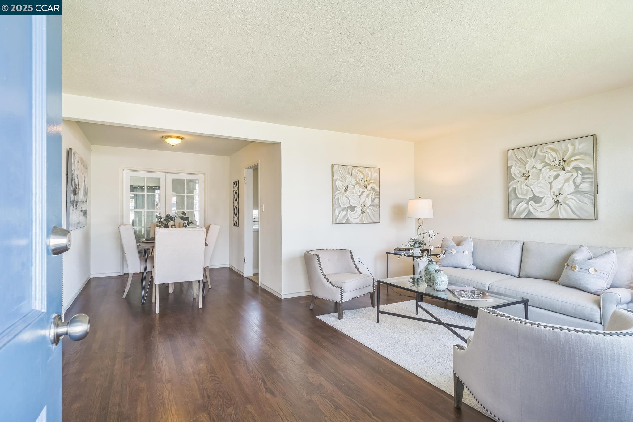 Detail Gallery Image 5 of 22 For 2726 Lowell Ave, Richmond,  CA 94804 - 3 Beds | 1 Baths