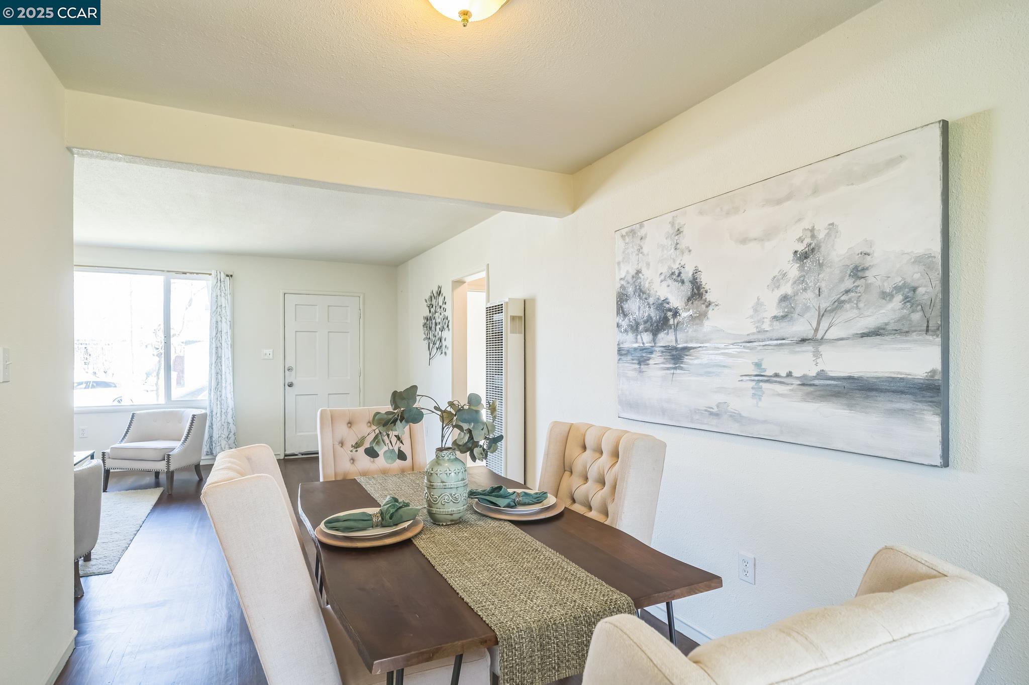 Detail Gallery Image 7 of 22 For 2726 Lowell Ave, Richmond,  CA 94804 - 3 Beds | 1 Baths