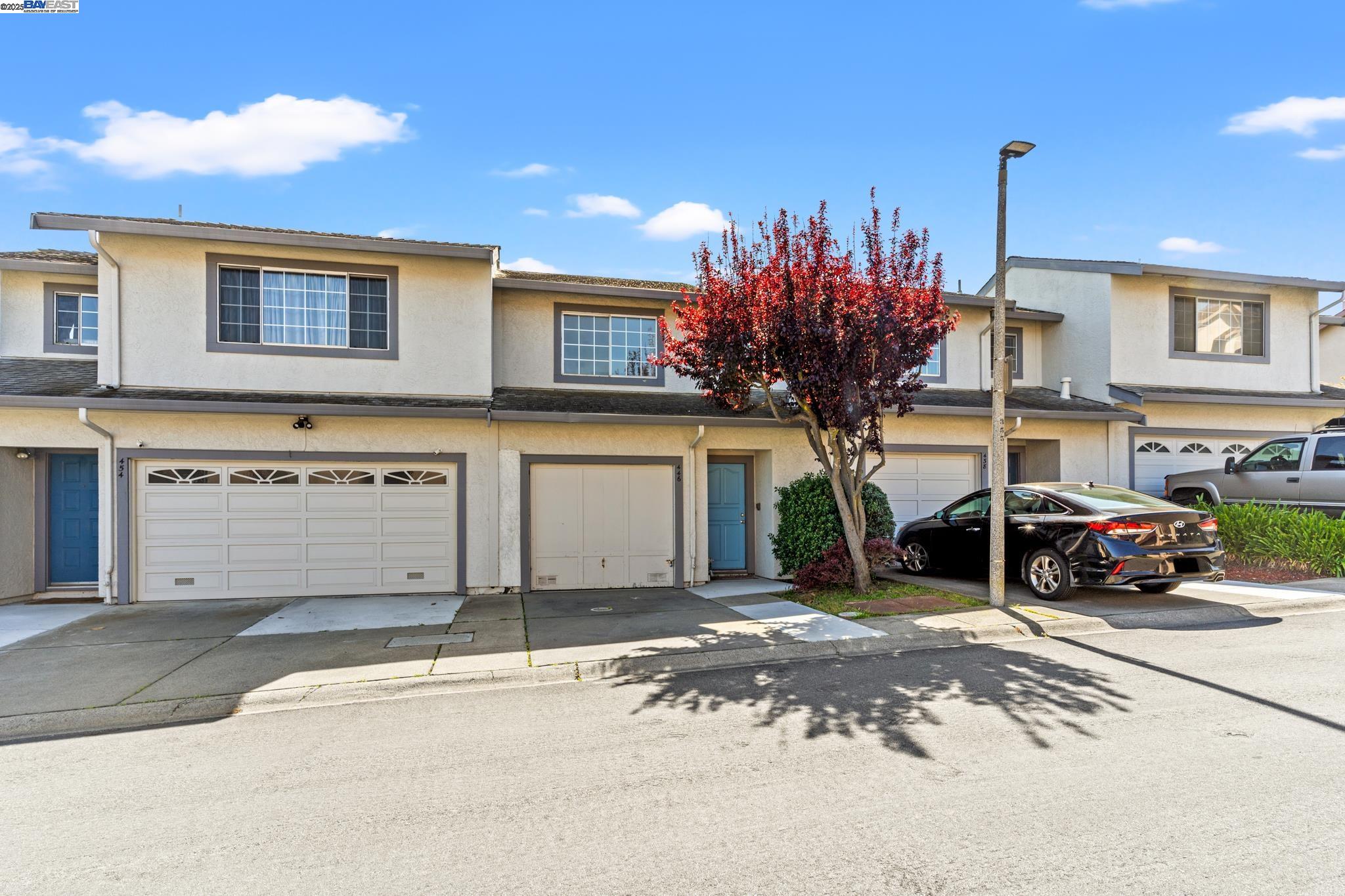 Detail Gallery Image 1 of 41 For 446 Bayview Cir, San Francisco,  CA 94124 - 3 Beds | 2/1 Baths