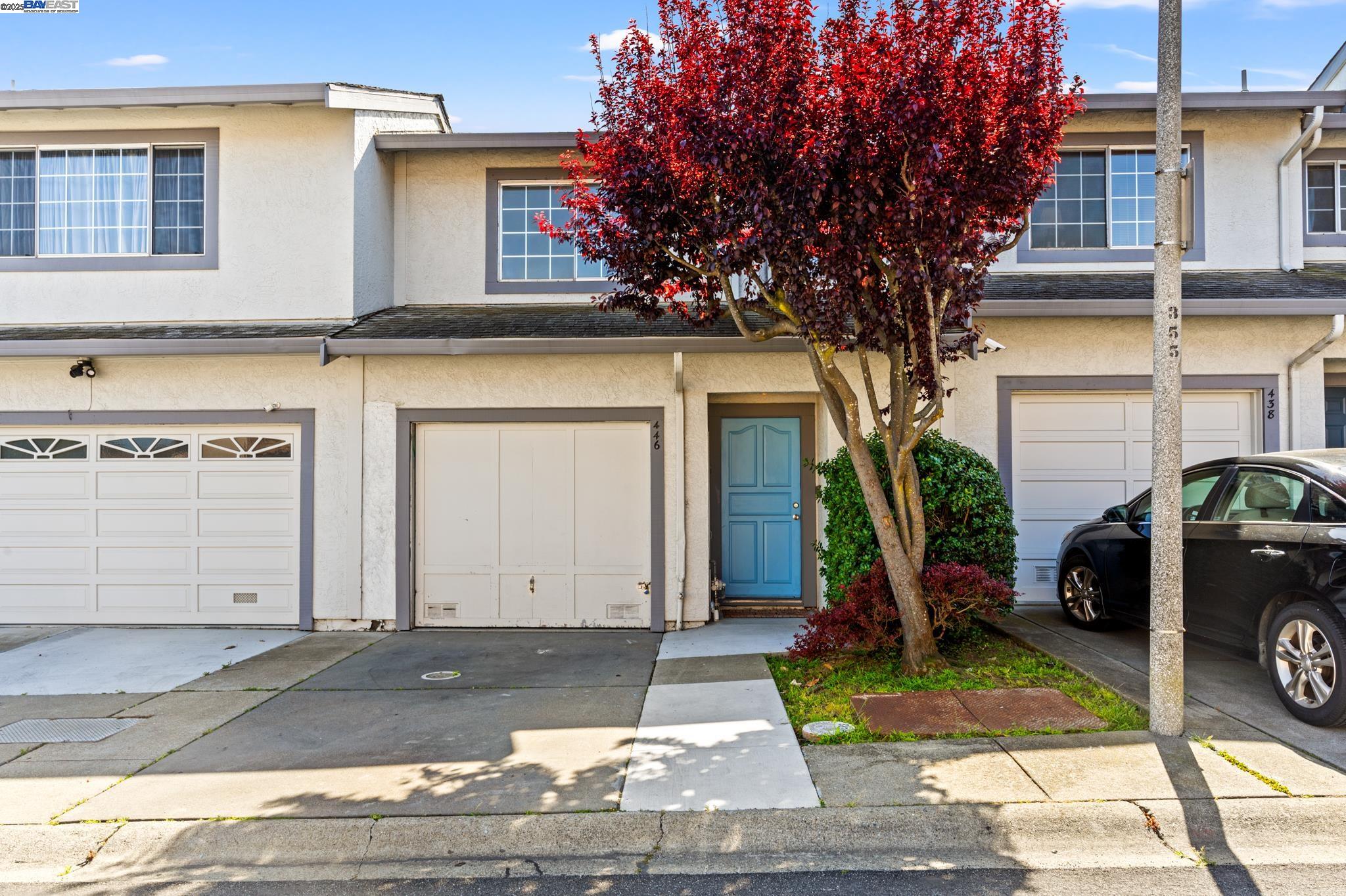 Detail Gallery Image 2 of 41 For 446 Bayview Cir, San Francisco,  CA 94124 - 3 Beds | 2/1 Baths