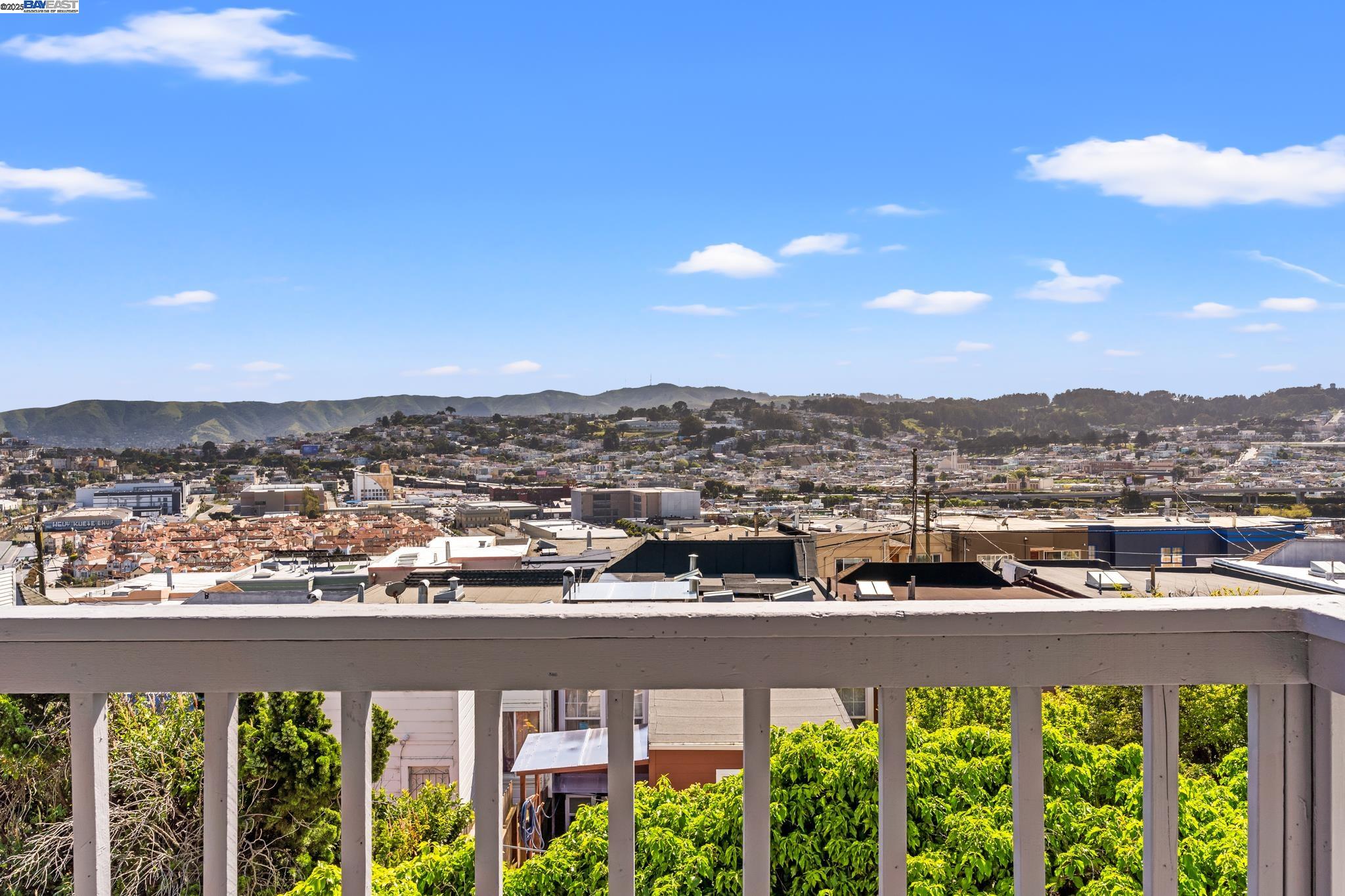 Detail Gallery Image 23 of 41 For 446 Bayview Cir, San Francisco,  CA 94124 - 3 Beds | 2/1 Baths