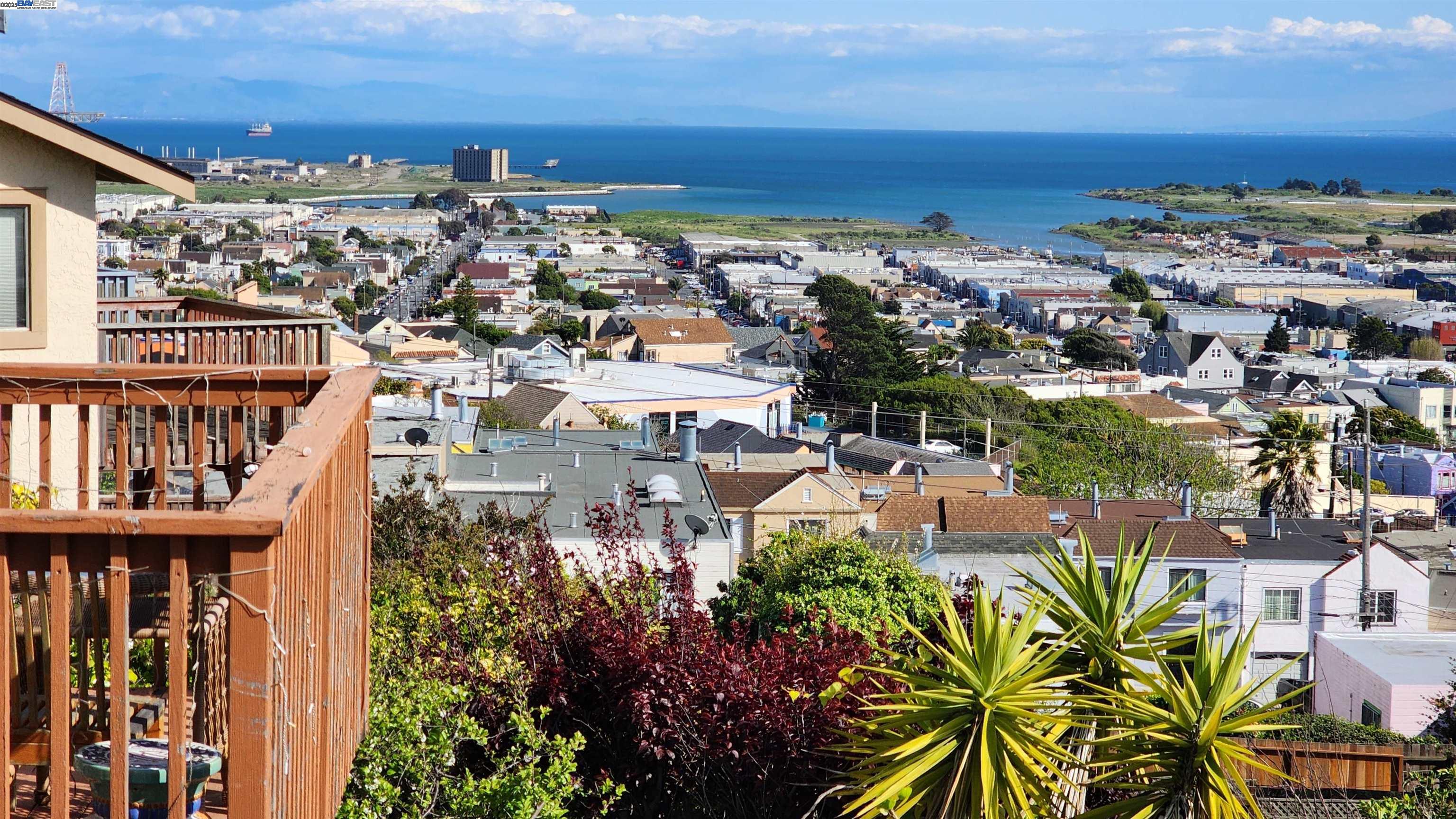 Detail Gallery Image 25 of 41 For 446 Bayview Cir, San Francisco,  CA 94124 - 3 Beds | 2/1 Baths