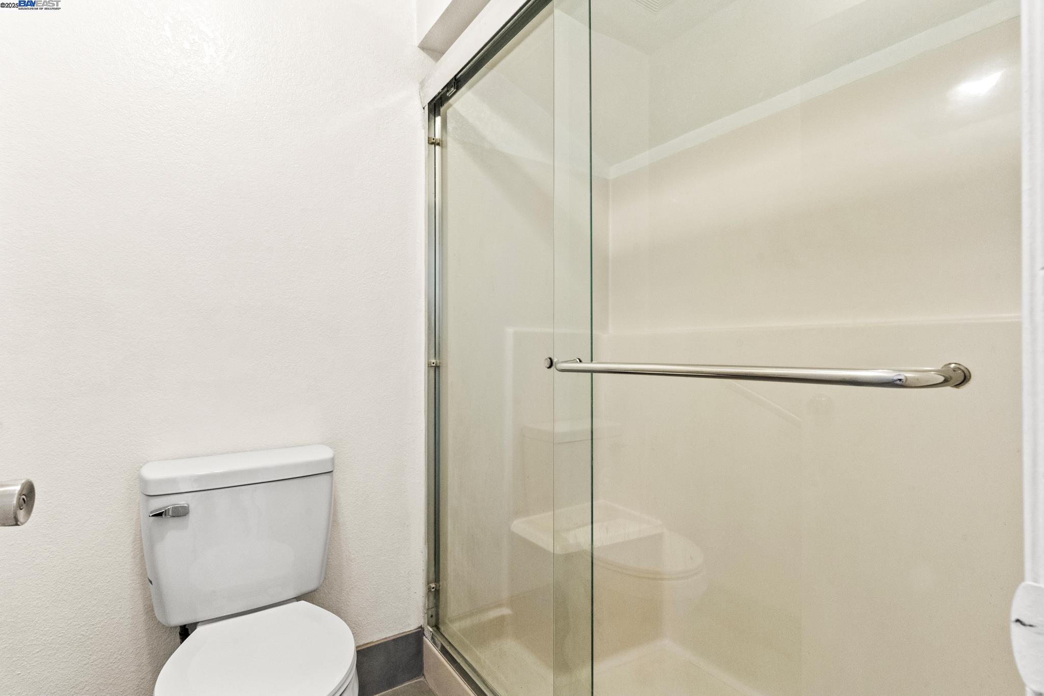 Detail Gallery Image 32 of 41 For 446 Bayview Cir, San Francisco,  CA 94124 - 3 Beds | 2/1 Baths