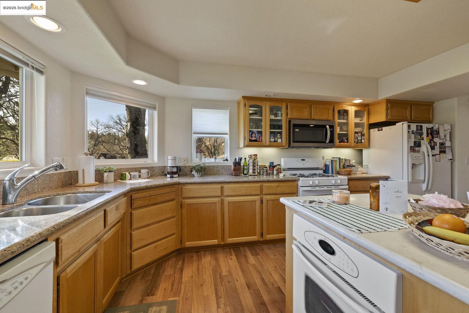 Detail Gallery Image 24 of 40 For 12552 Tannahill, Groveland,  CA 95321 - 3 Beds | 2/1 Baths
