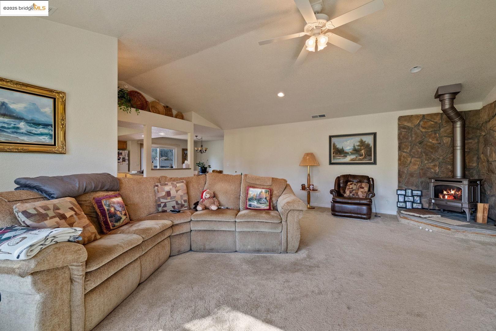 Detail Gallery Image 26 of 41 For 12552 Tannahill, Groveland,  CA 95321 - 3 Beds | 2/1 Baths