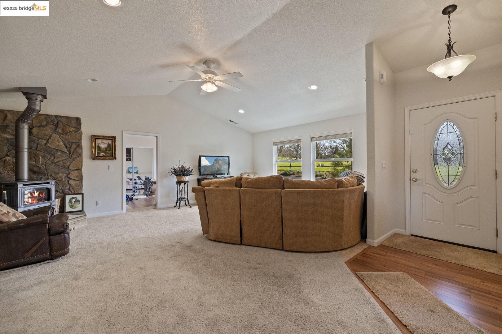 Detail Gallery Image 28 of 41 For 12552 Tannahill, Groveland,  CA 95321 - 3 Beds | 2/1 Baths