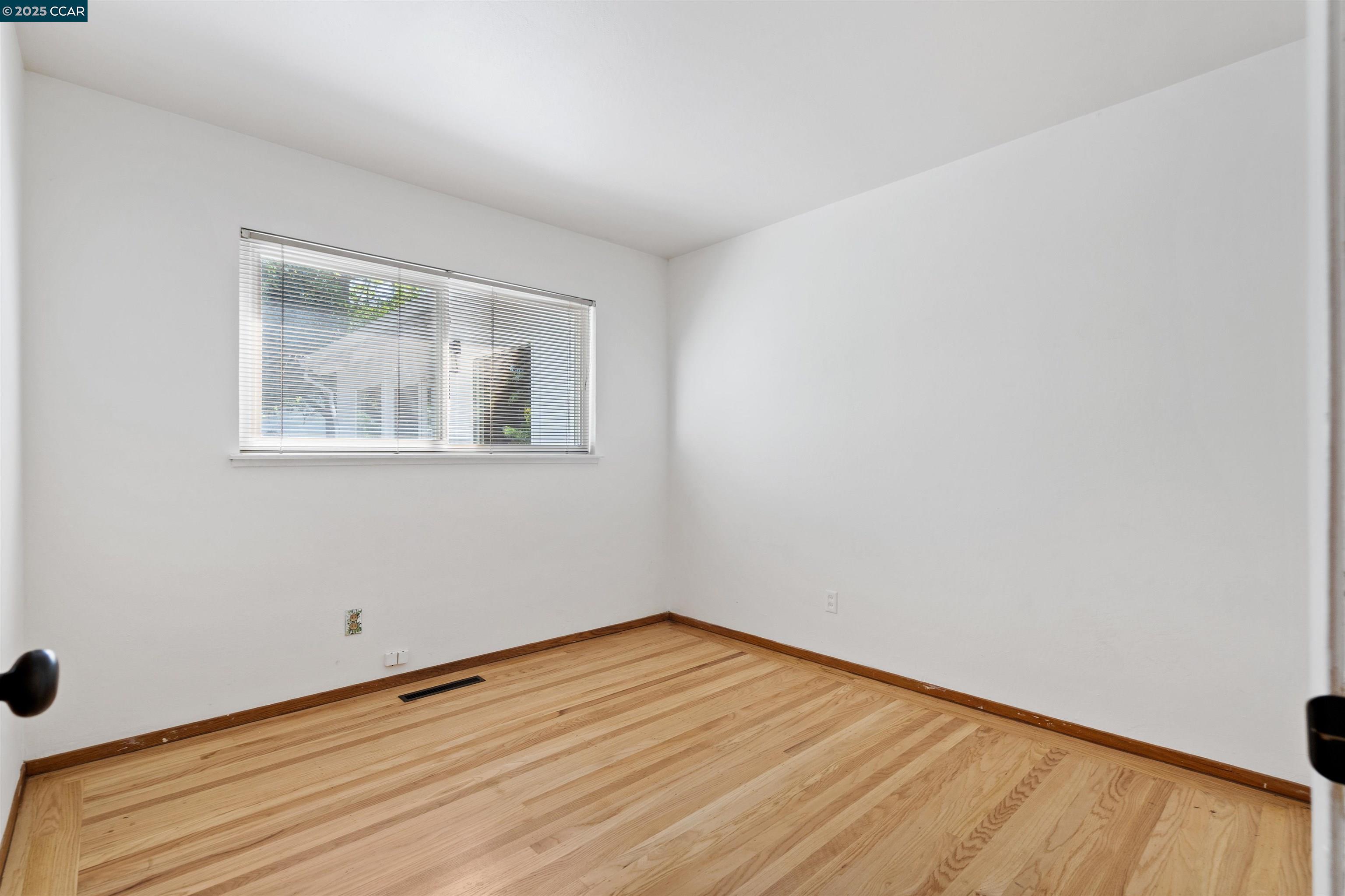 Detail Gallery Image 16 of 25 For 1830 William Way, Concord,  CA 94520 - 4 Beds | 2 Baths