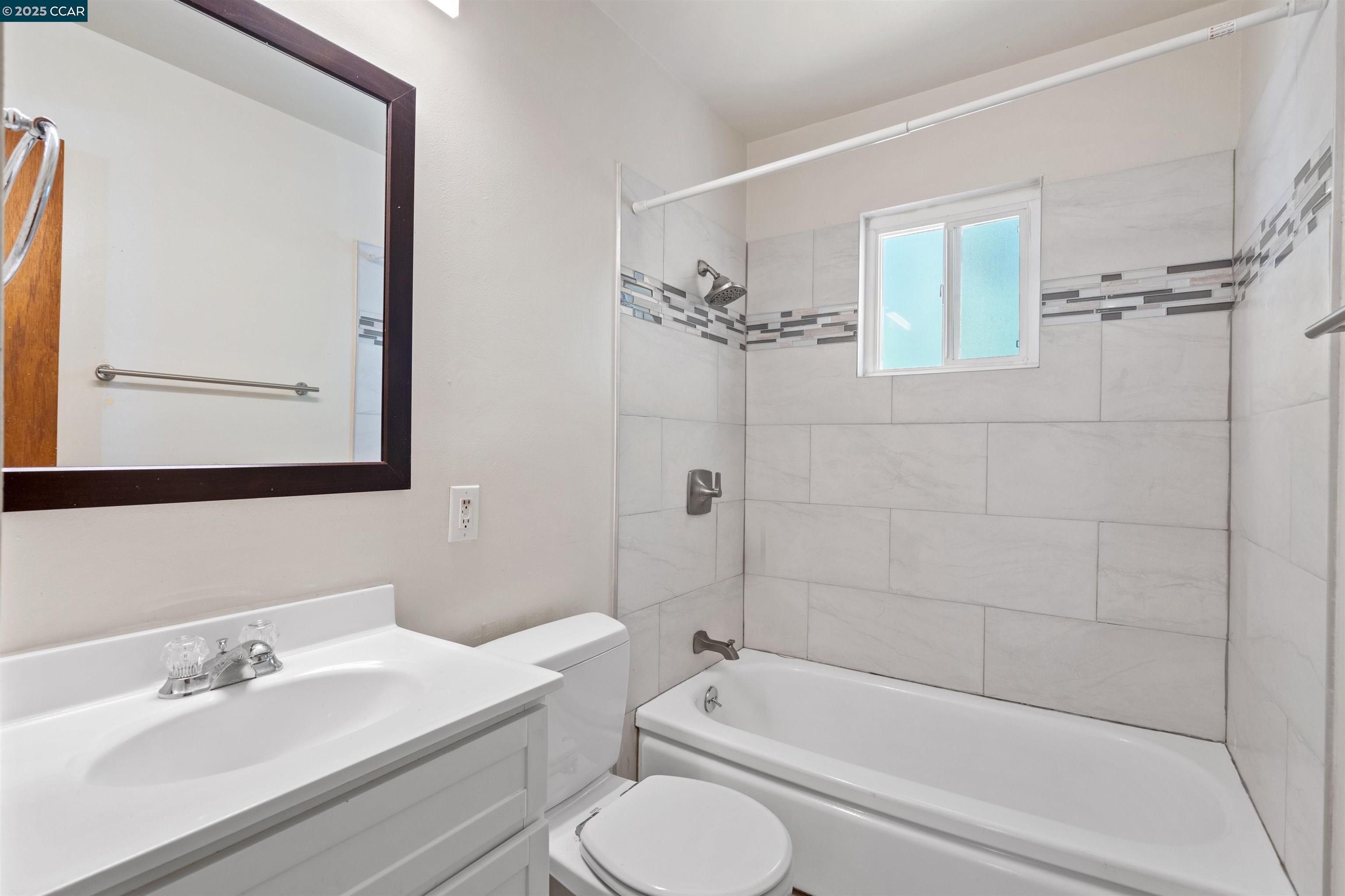 Detail Gallery Image 19 of 25 For 1830 William Way, Concord,  CA 94520 - 4 Beds | 2 Baths