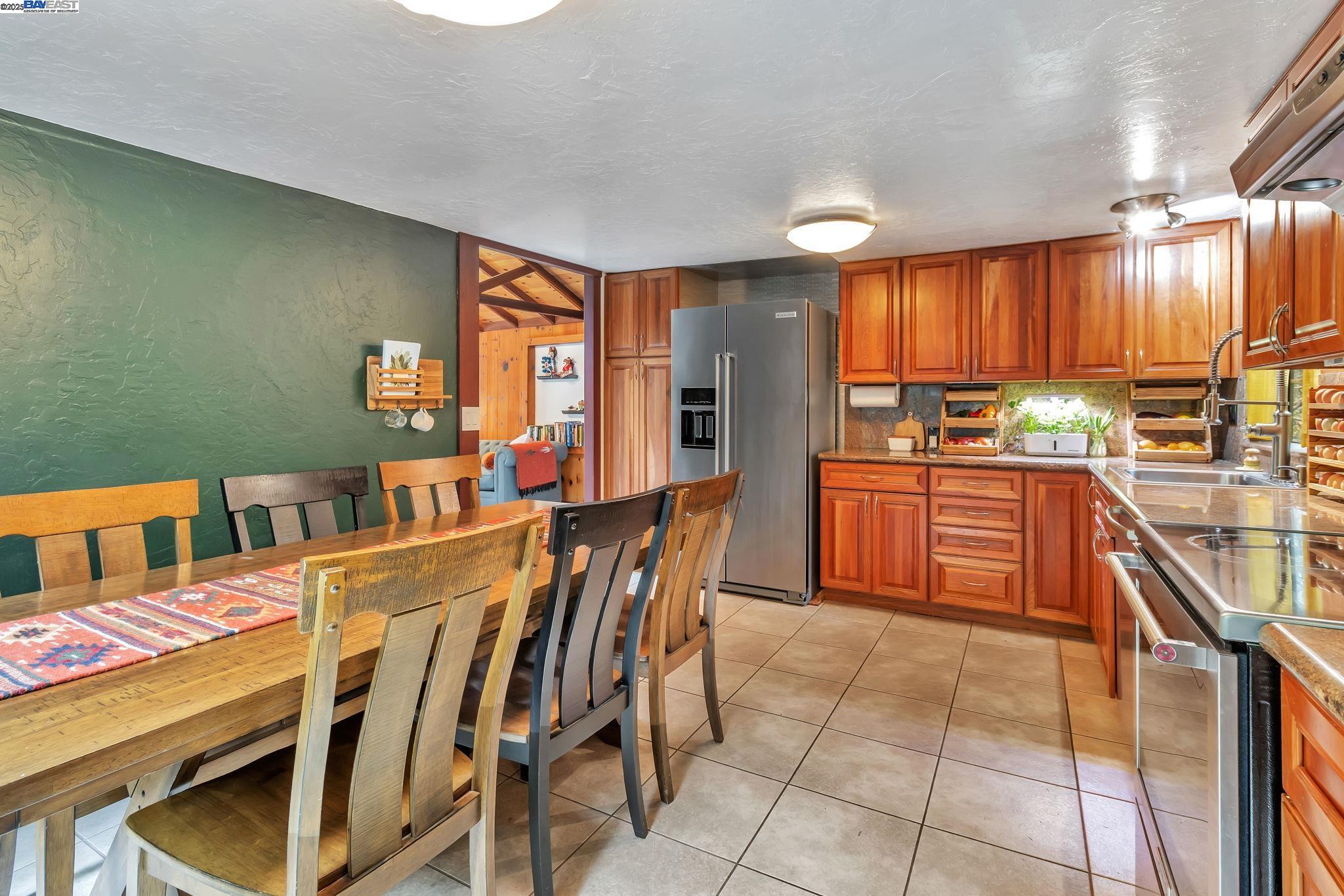 Detail Gallery Image 15 of 42 For 17835 Highway 9, Boulder Creek,  CA 95006 - 3 Beds | 2 Baths