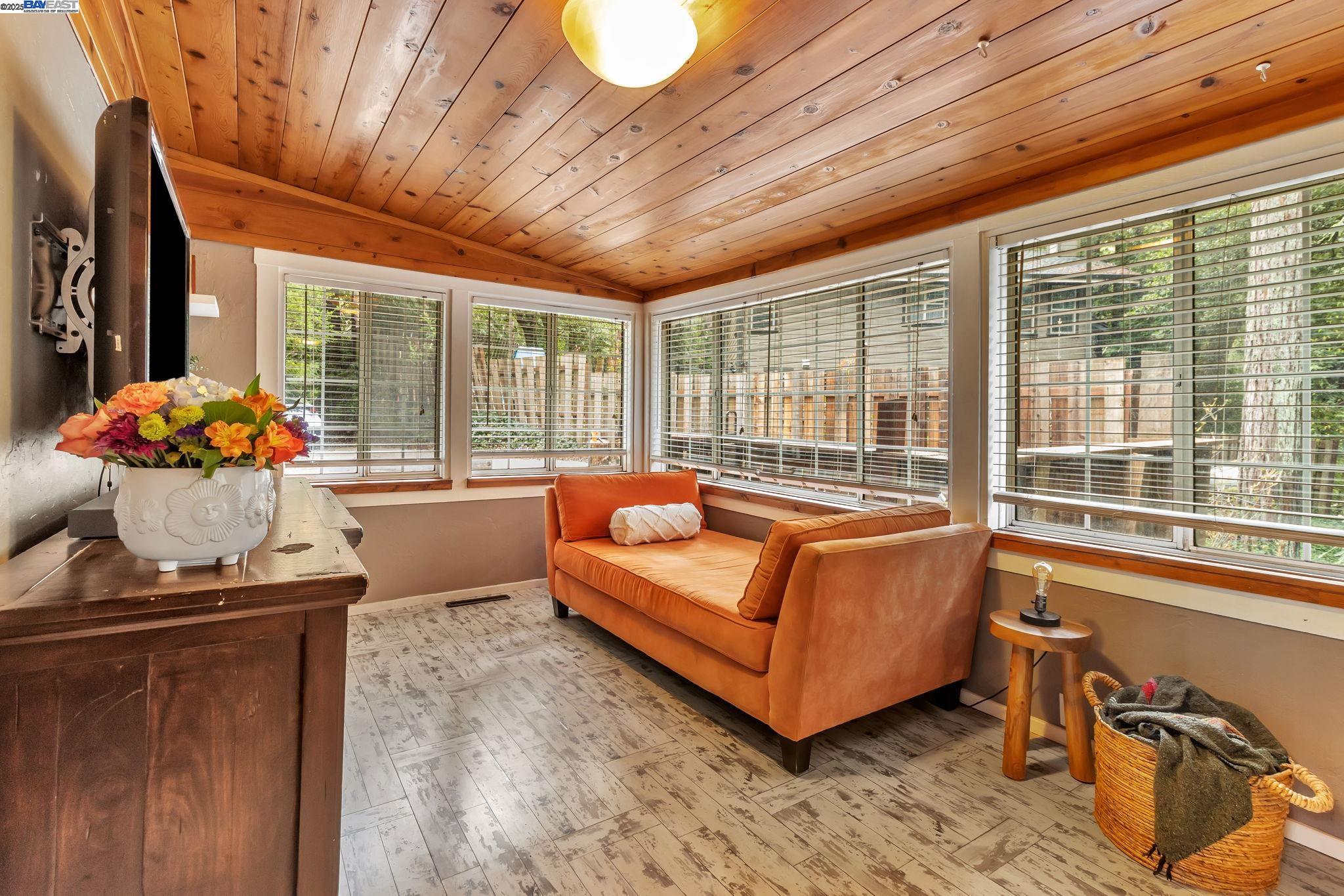 Detail Gallery Image 17 of 42 For 17835 Highway 9, Boulder Creek,  CA 95006 - 3 Beds | 2 Baths