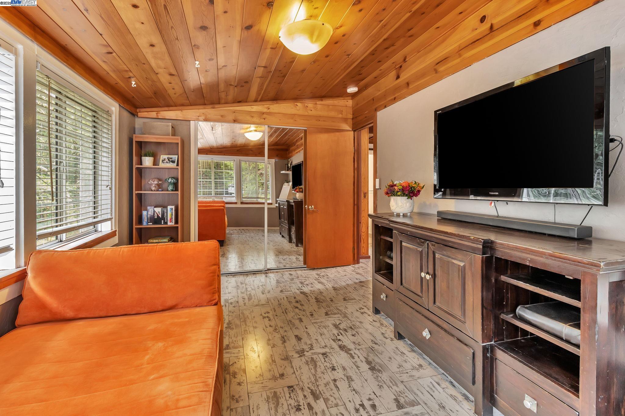 Detail Gallery Image 18 of 42 For 17835 Highway 9, Boulder Creek,  CA 95006 - 3 Beds | 2 Baths