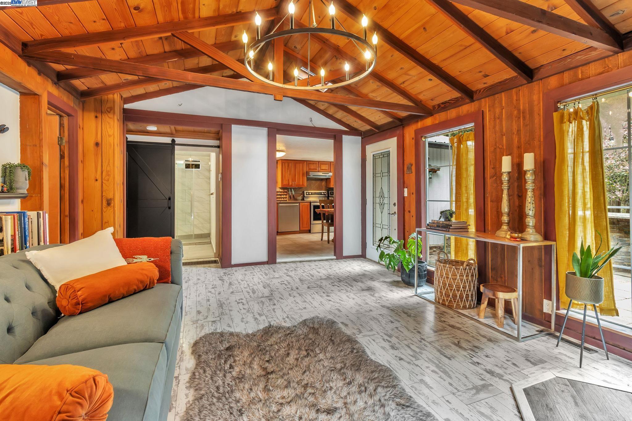 Detail Gallery Image 9 of 42 For 17835 Highway 9, Boulder Creek,  CA 95006 - 3 Beds | 2 Baths